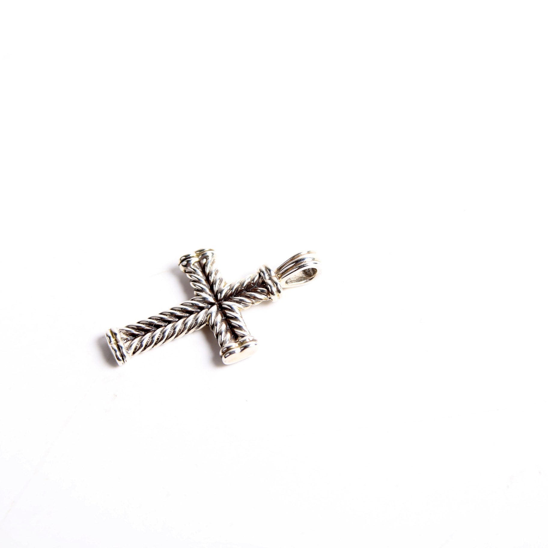 Chevron Cross 925