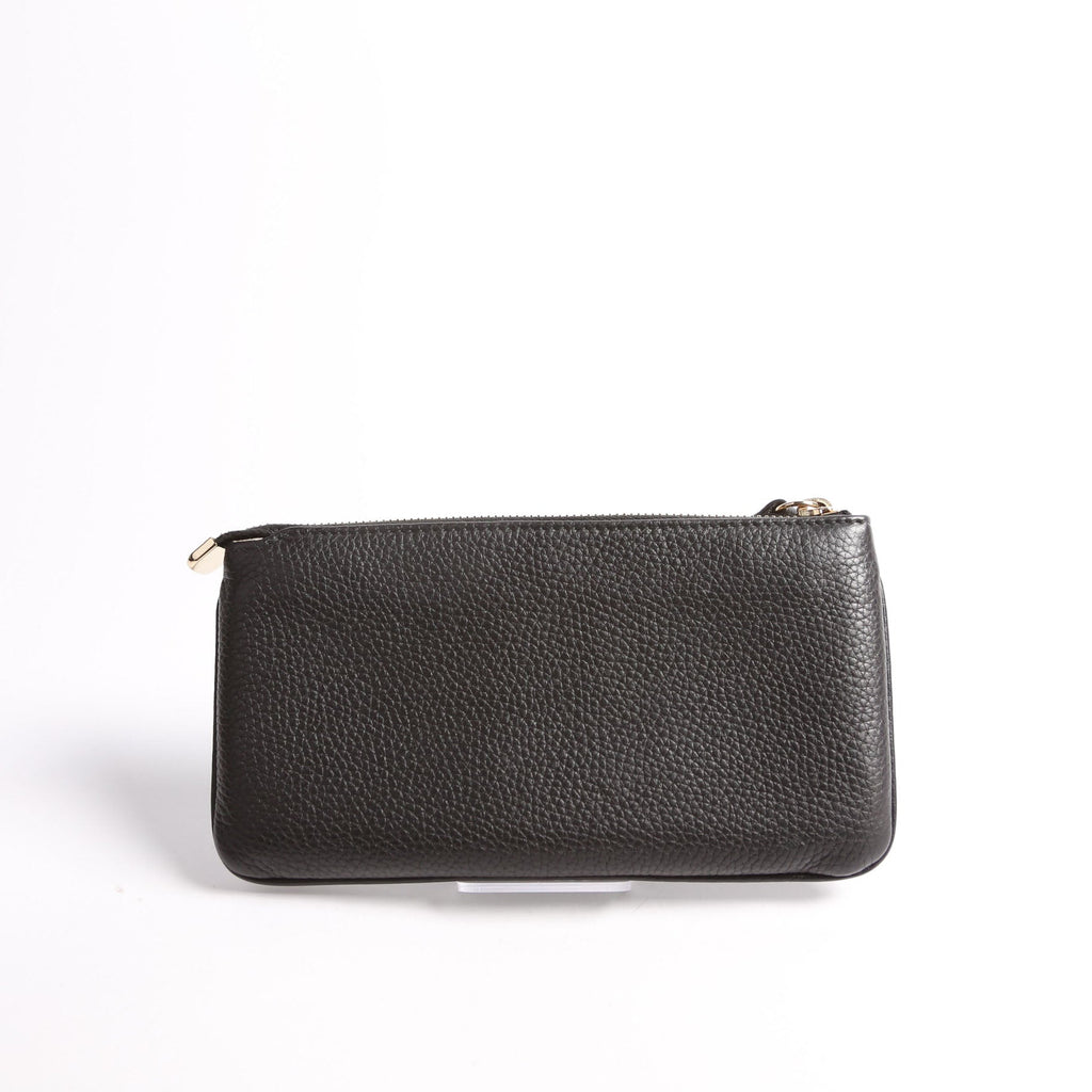 295840 Soho Wristlet Black
