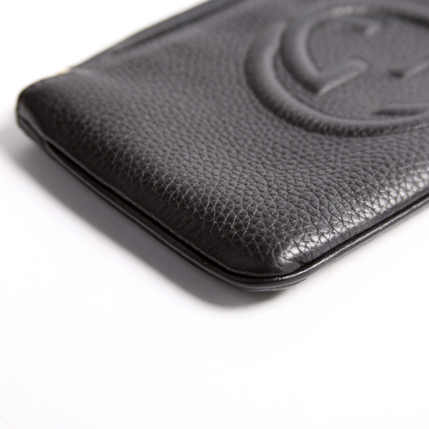 295840 Soho Wristlet Black