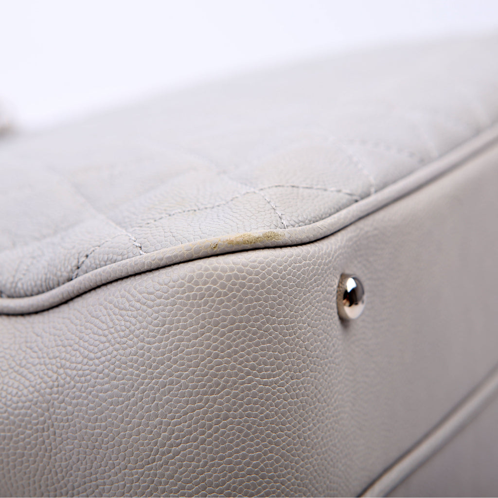 Urban Companion Large Shopper Caviar Grey