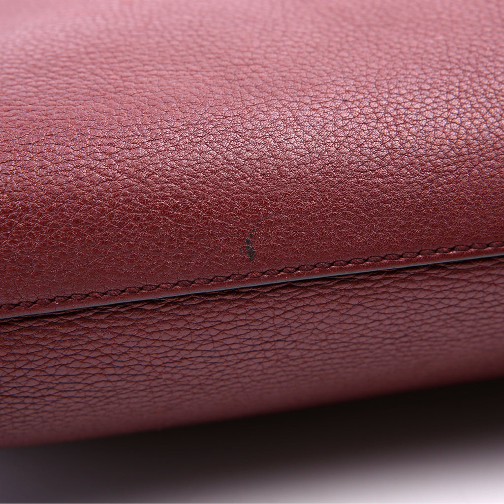 Gucci 322059 Soho Medium Messenger Burgundy