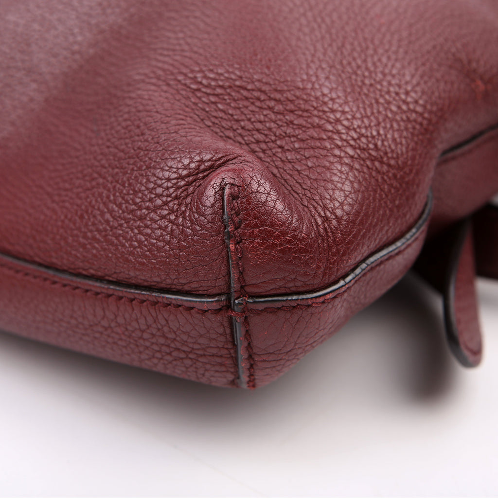Gucci 322059 Soho Medium Messenger Burgundy