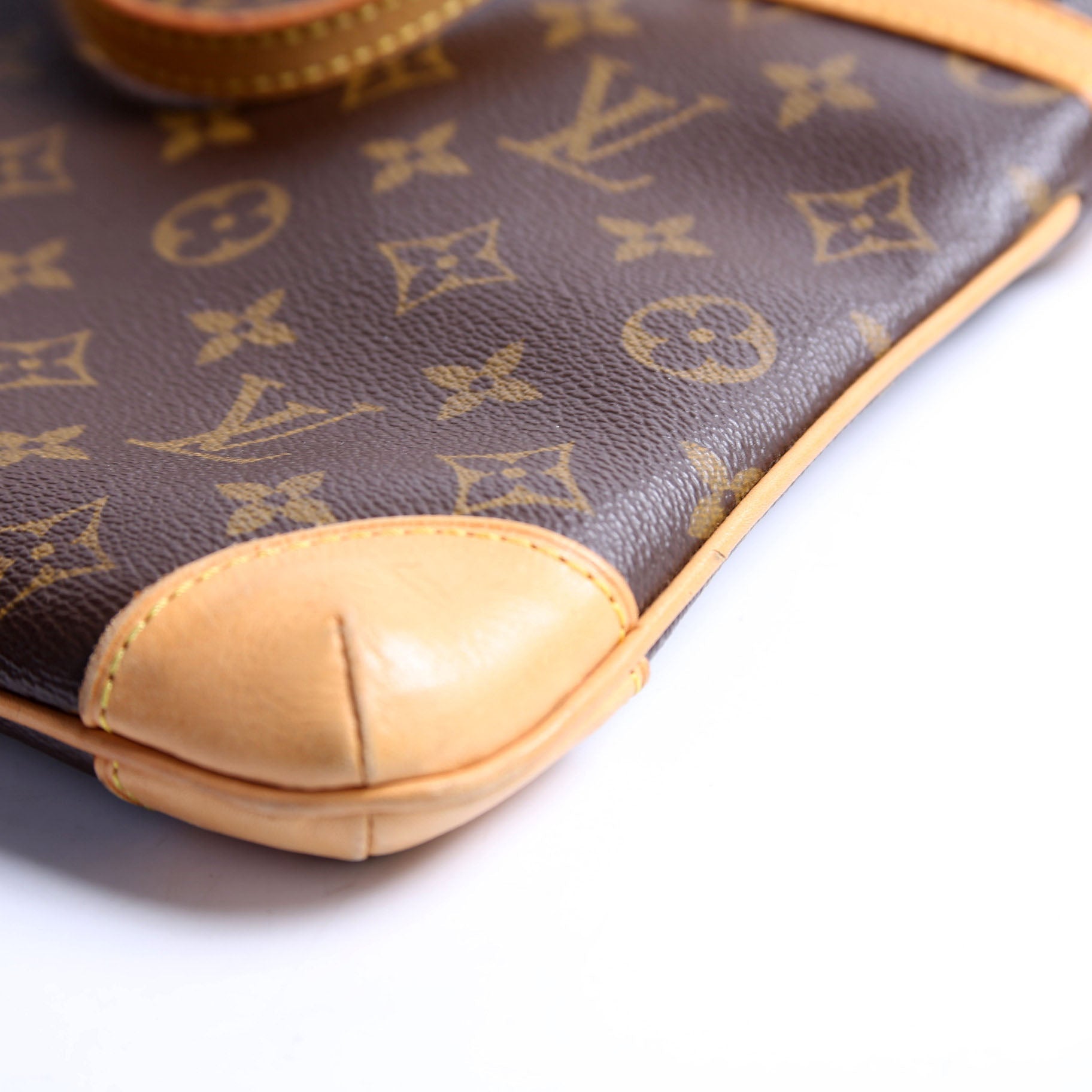 Sac Coussin GM Monogram Brown/Red
