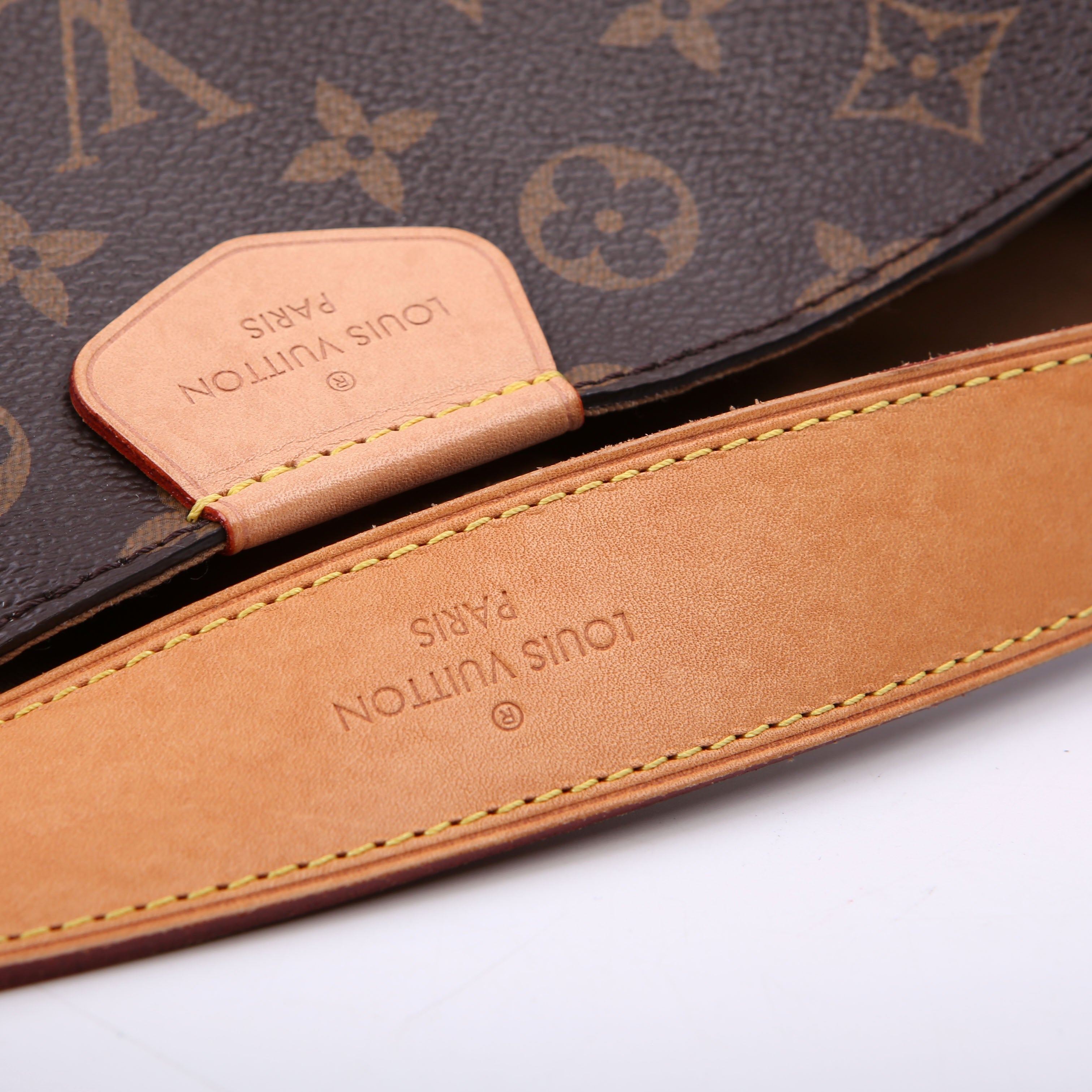 Graceful MM Monogram