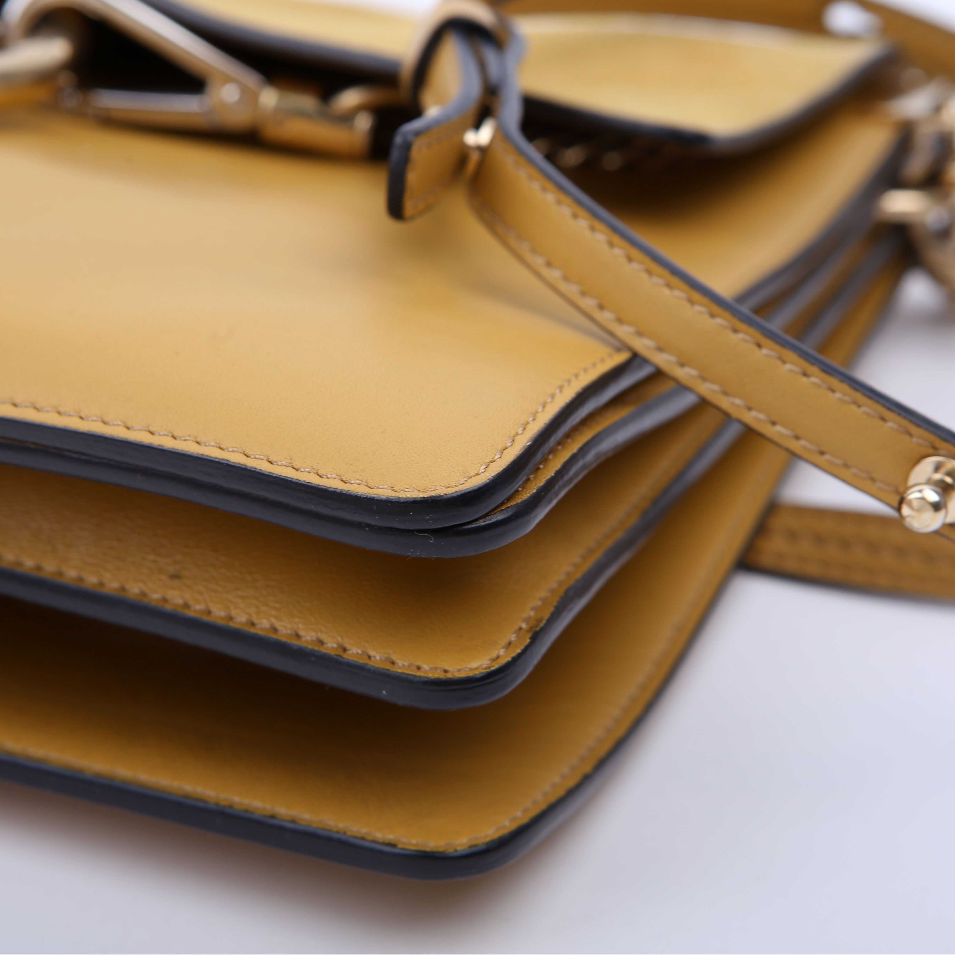 Faye Shoulder Bag Medium Yellow