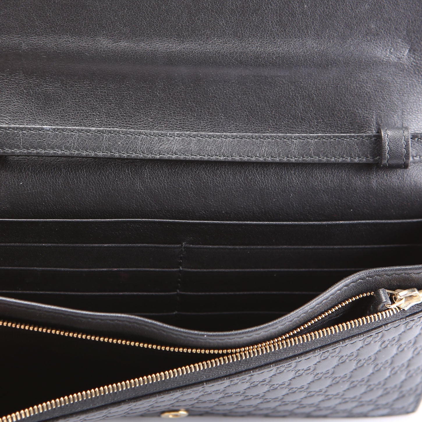 466507 Micro GG Wallet On Chain Black
