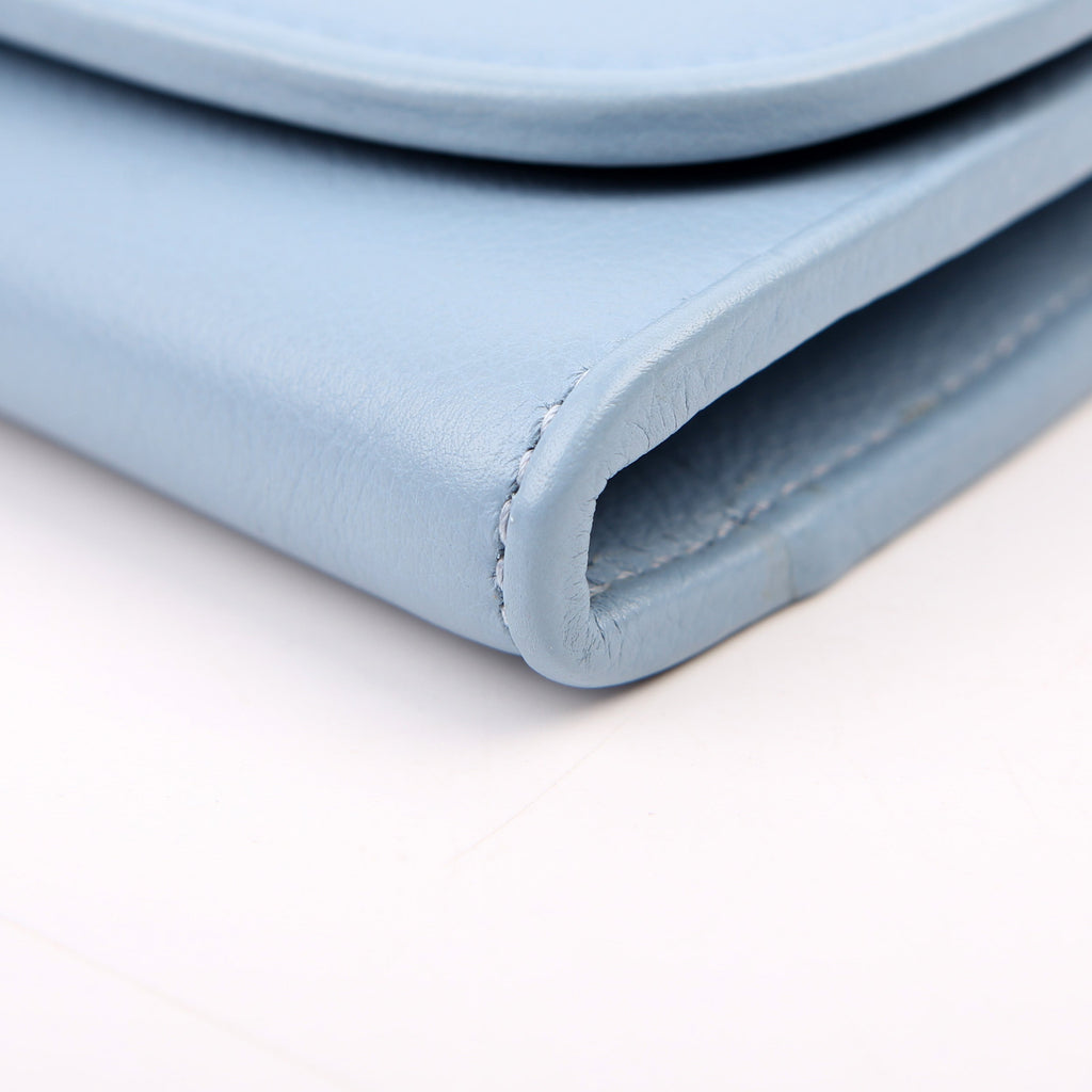 725215 Blondie Leather Continental Chain Wallet Blue