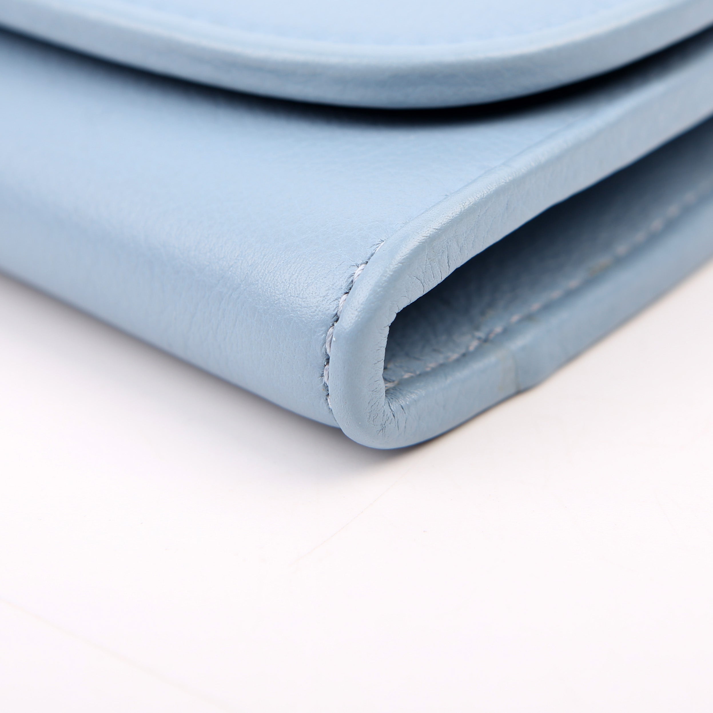725215 Blondie Leather Continental Chain Wallet Blue