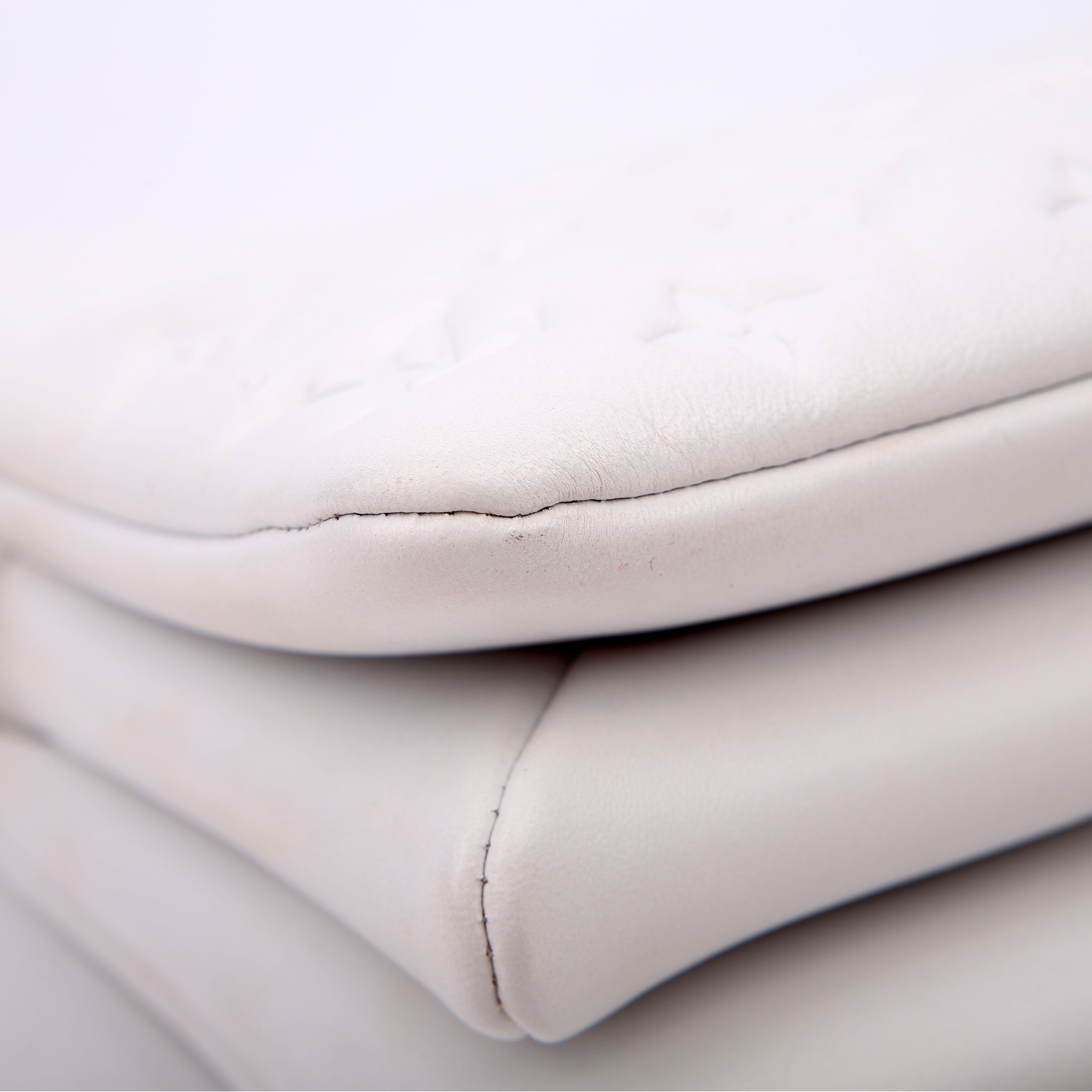 Coussin BB Lambskin New Version White
