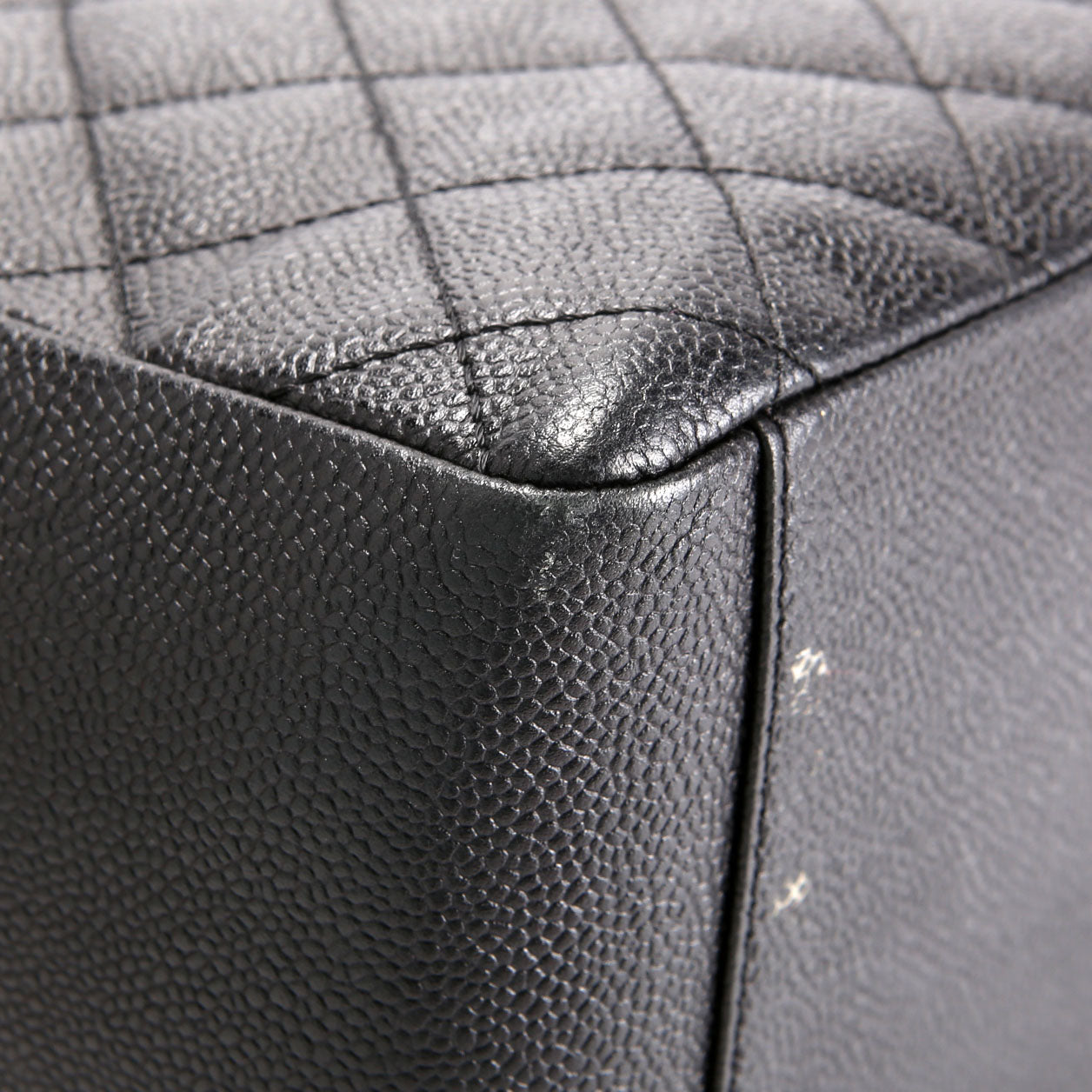 Grand Shopping Tote Caviar Black