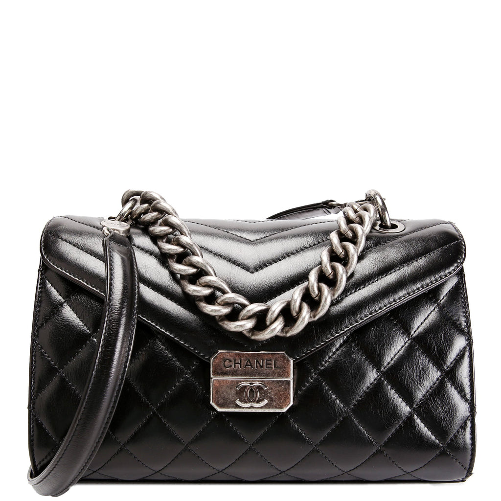 Mad About Quilting Flap Medium Calfskin 23M Black