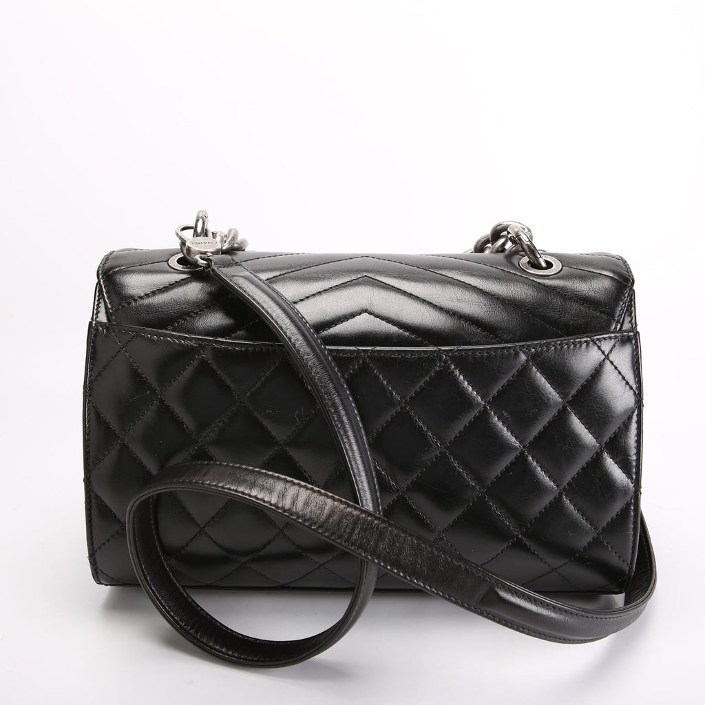 Mad About Quilting Flap Medium Calfskin 23M Black