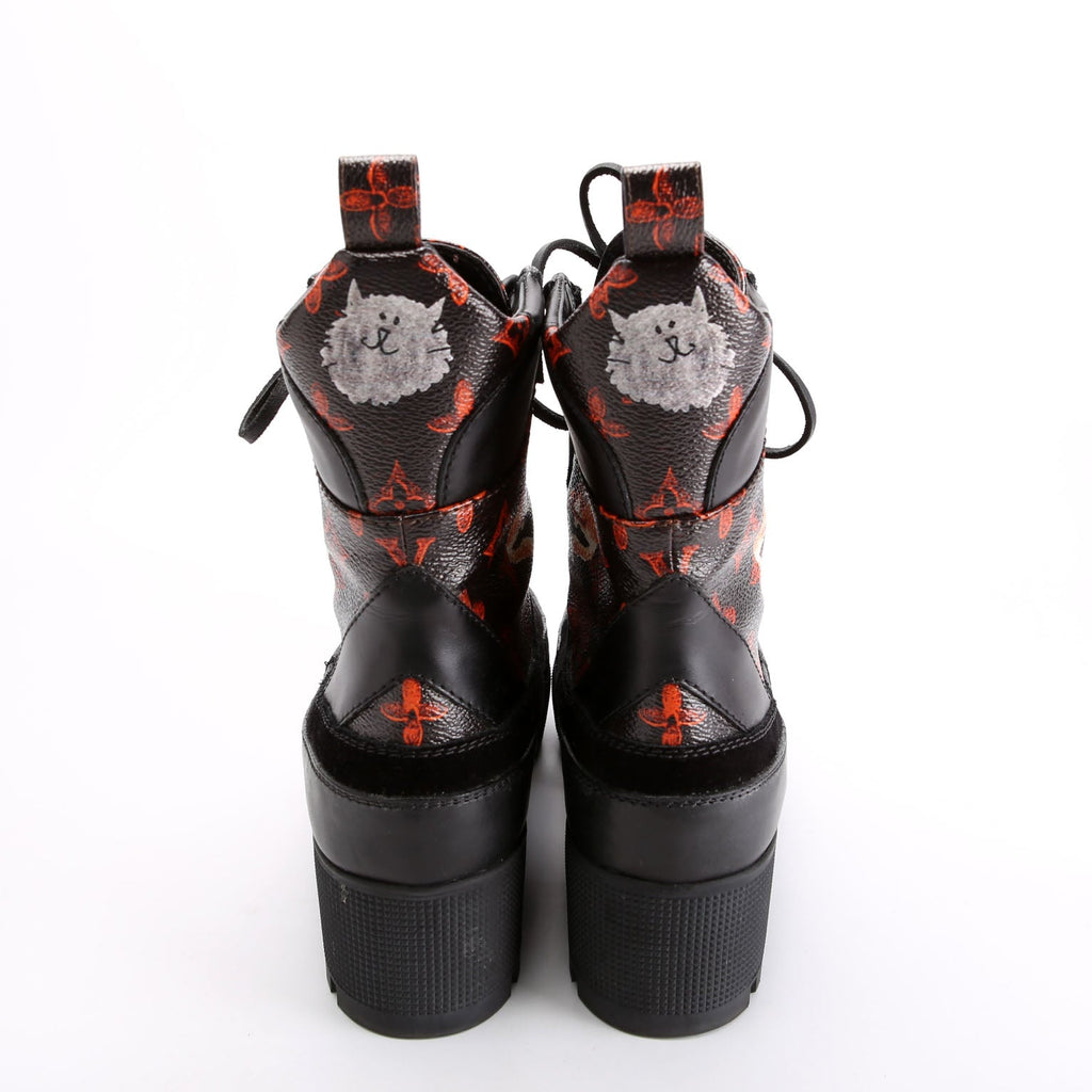 Laureate Desert Ankle Catogram Boots Size 38.5 Black/Orange