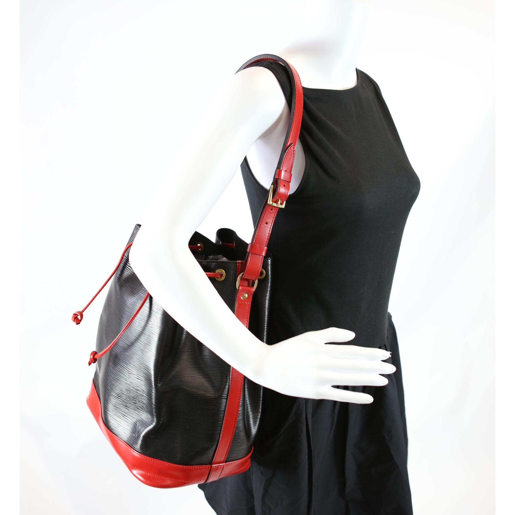 Noe Epi Leather Vintage Black/Red