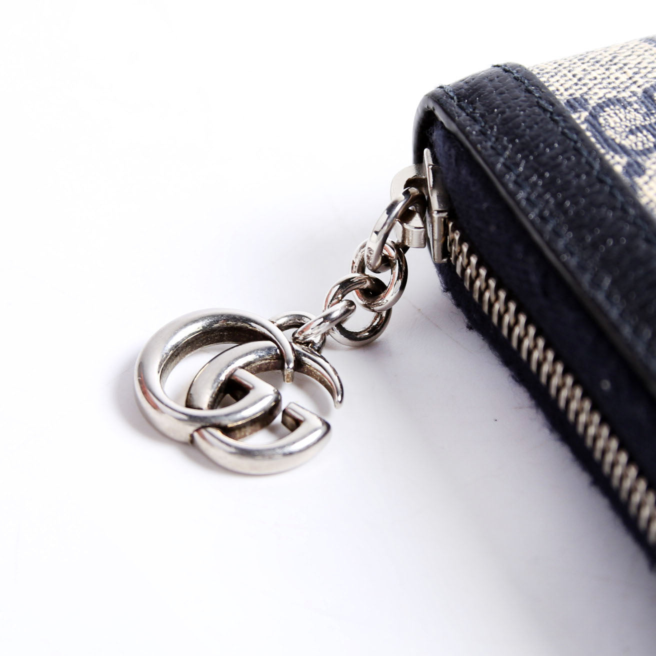 523154 GG Supreme Ophidia Zip Wallet