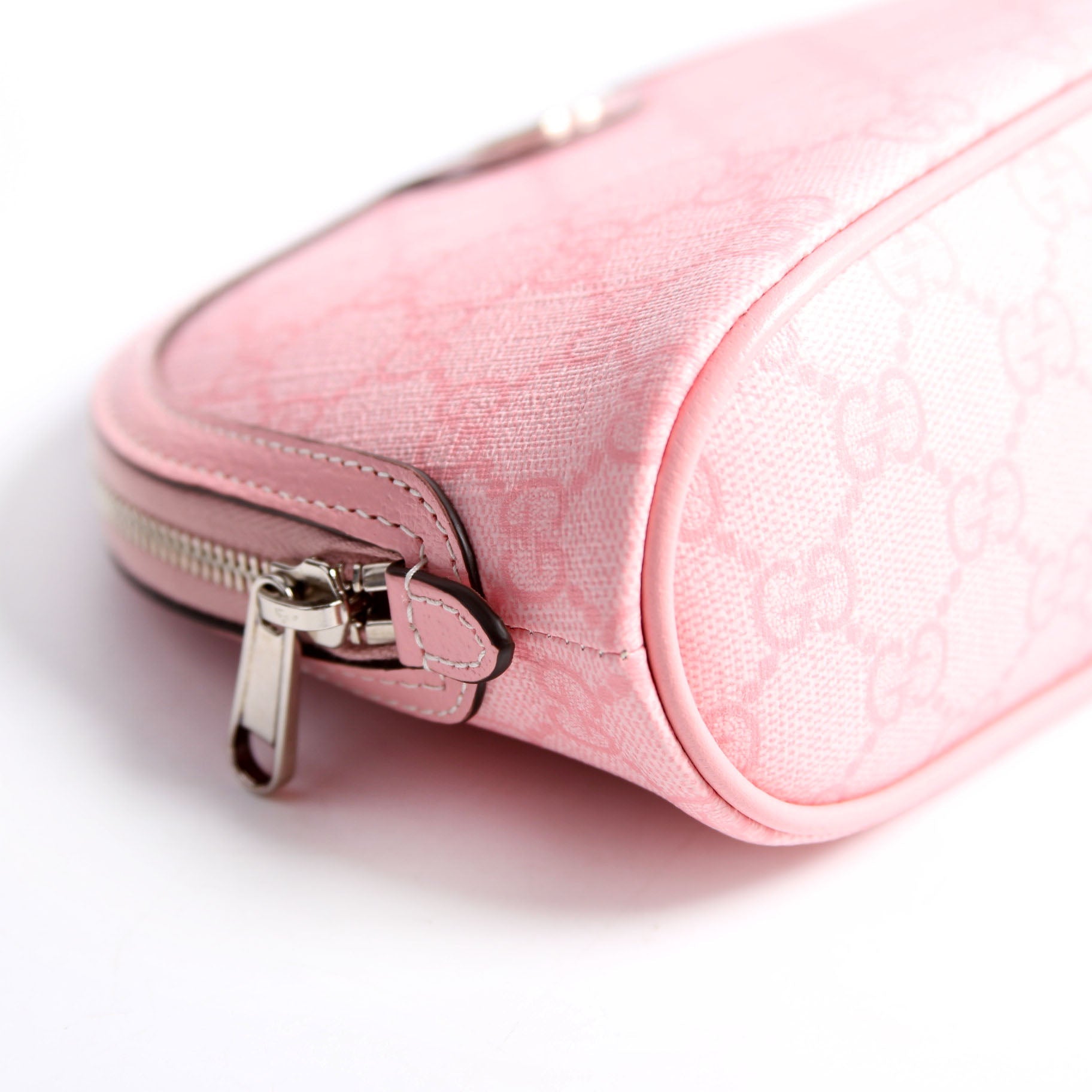 625551 GG Supreme Large Cosmetic Case Pink