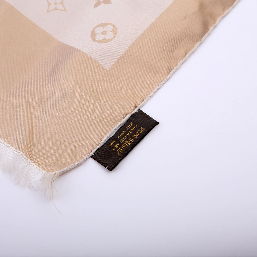 Stole Monogram Shine Scarf