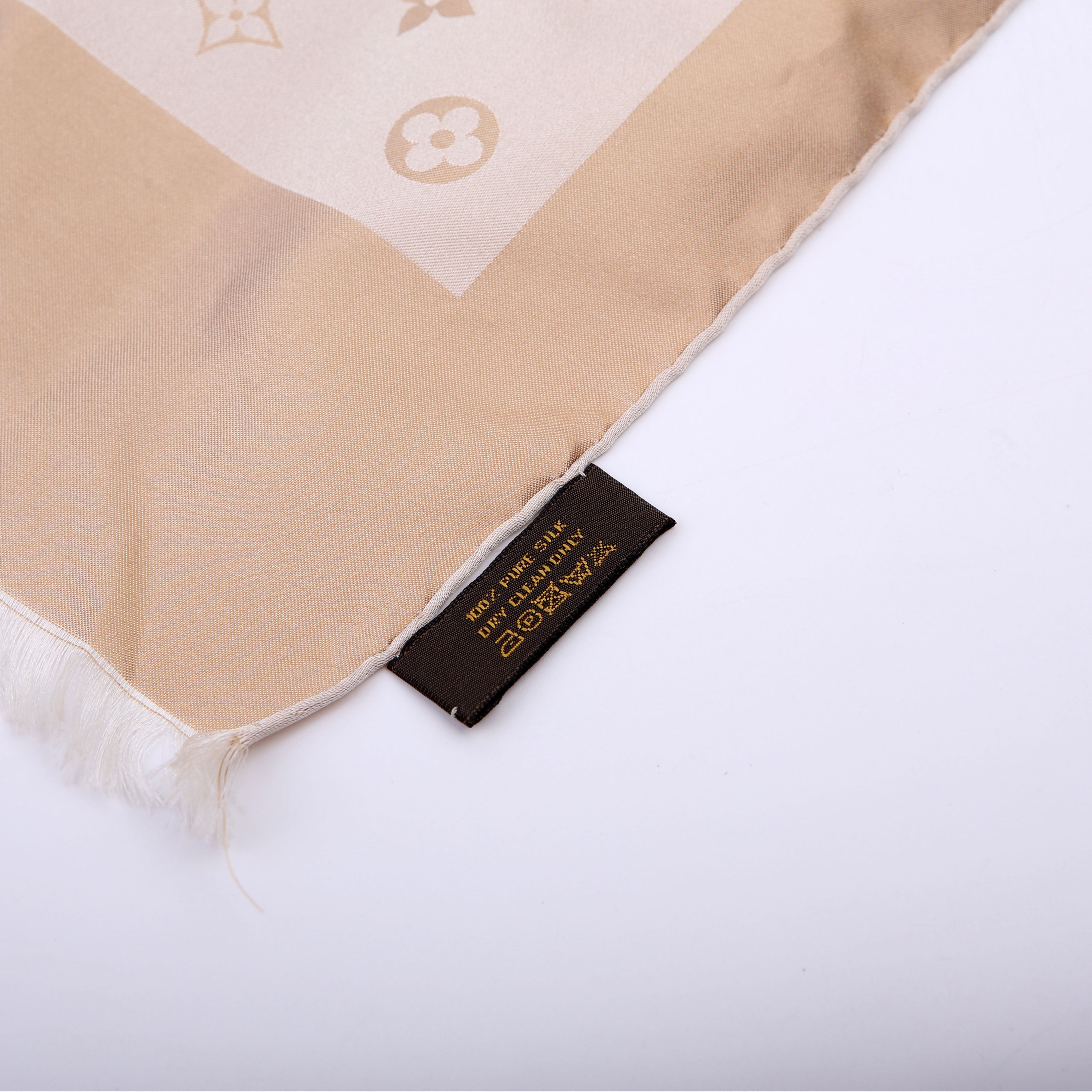 Stole Monogram Shine Scarf