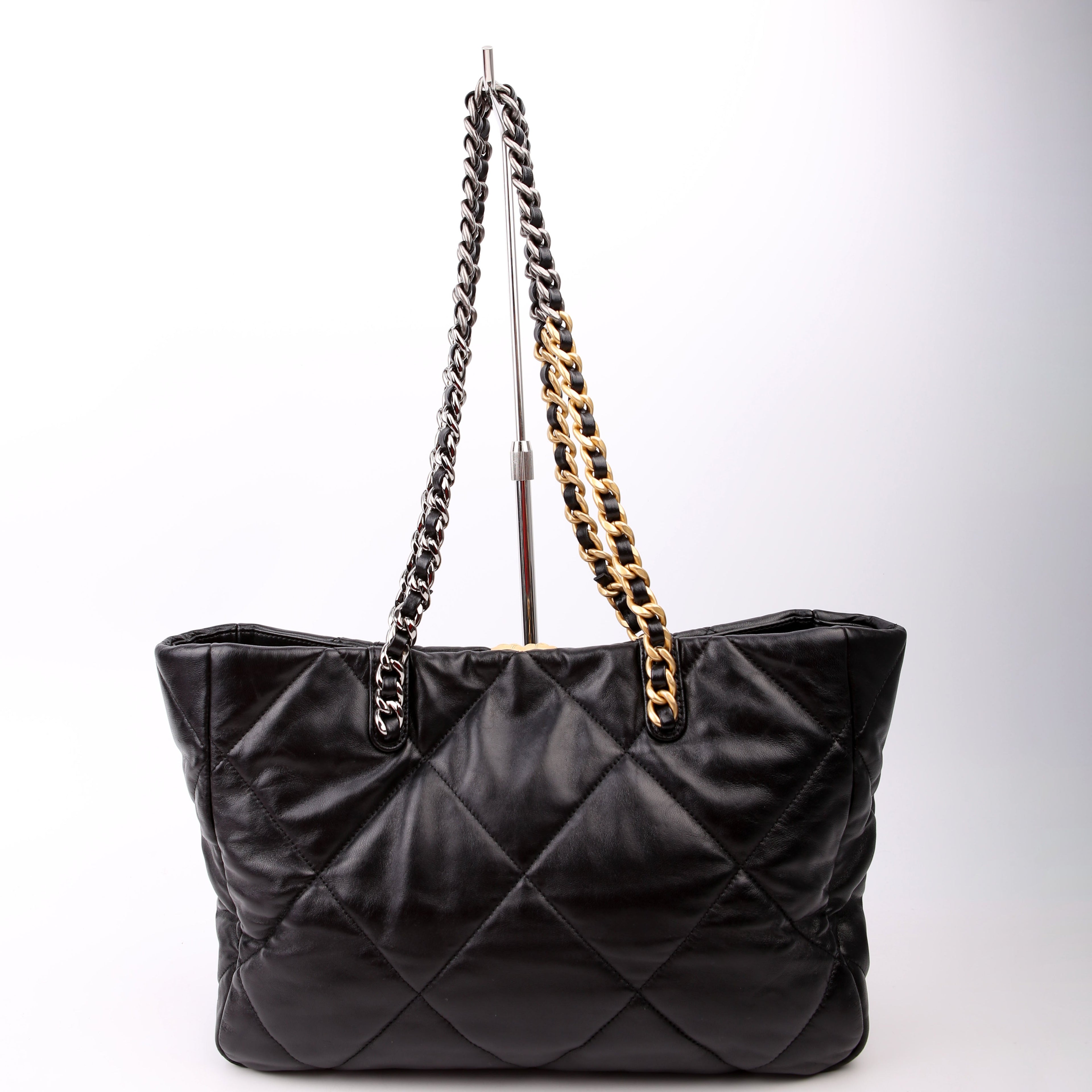 Chanel 19 Quilted Goatskin E/W Shopping Tote Black