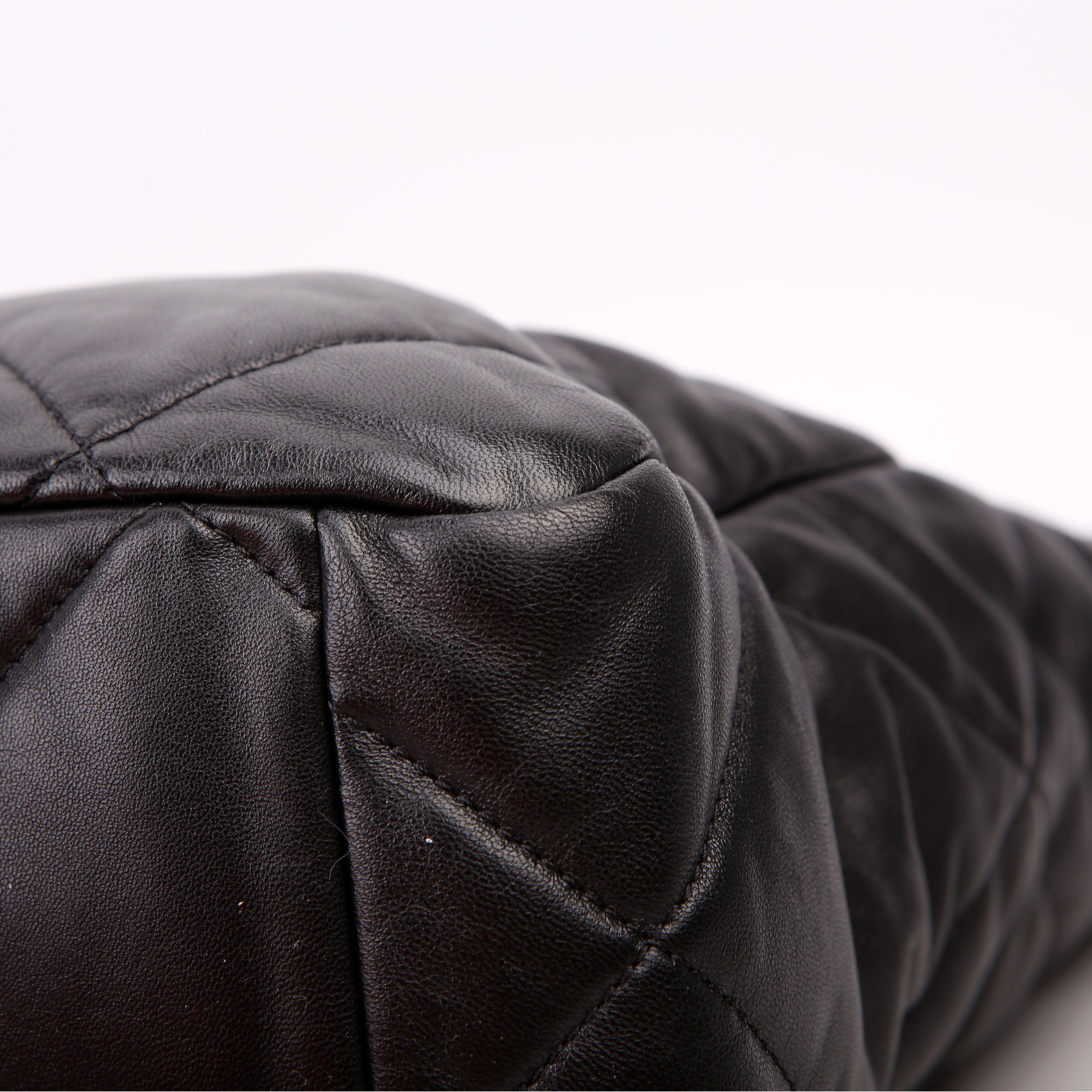 Chanel 19 Quilted Goatskin E/W Shopping Tote Black
