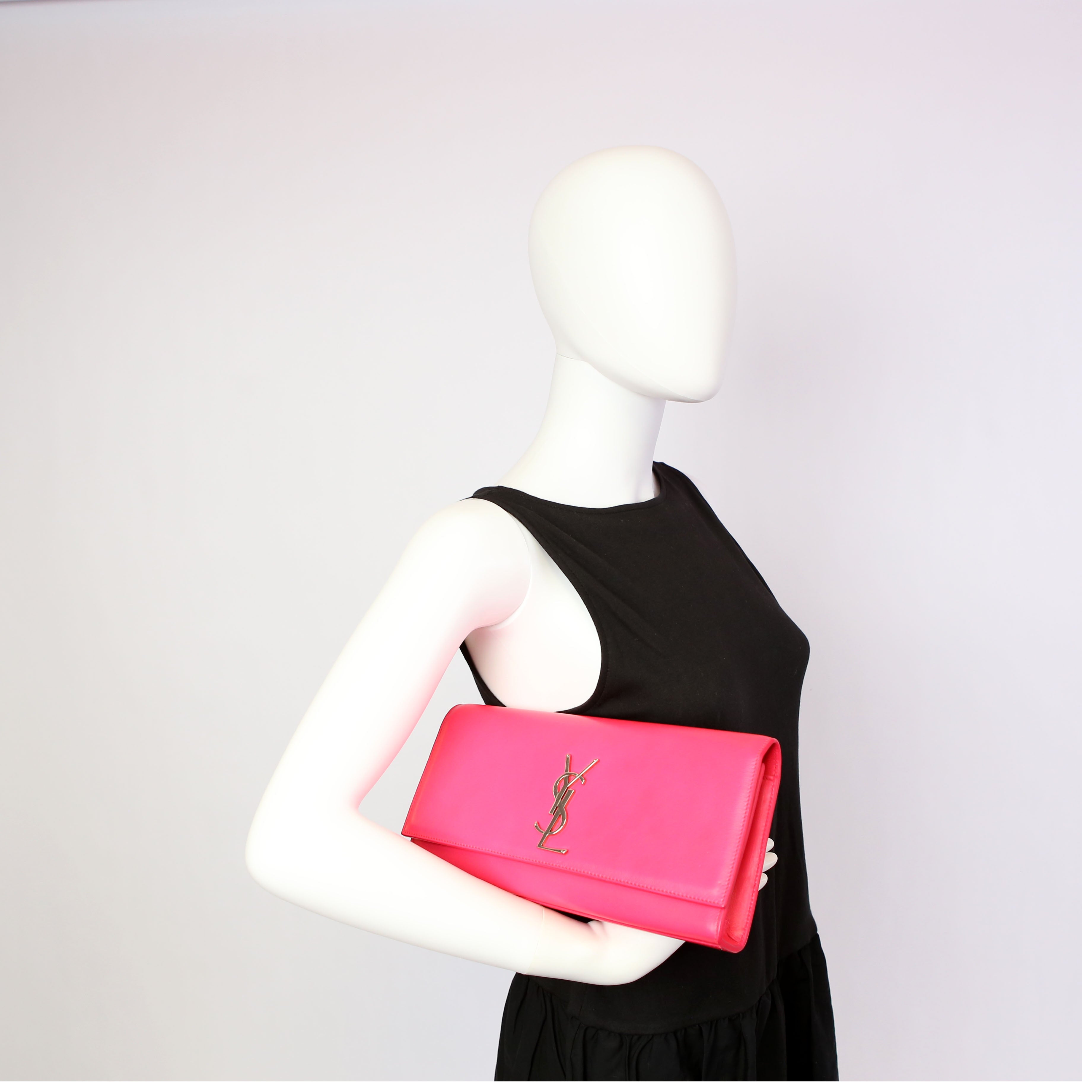 SAINT LAURENT Cassandre Clutch 326079 Pink