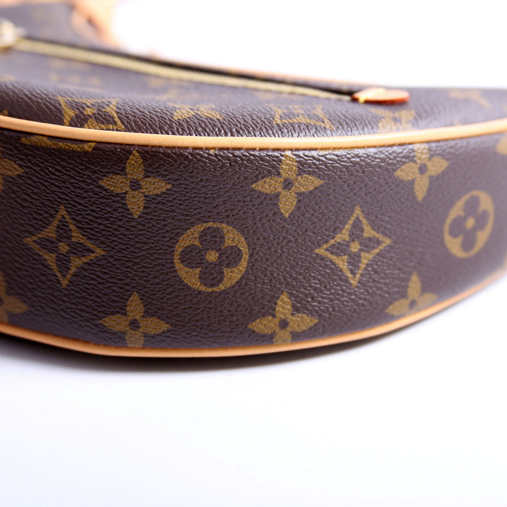Loop Monogram