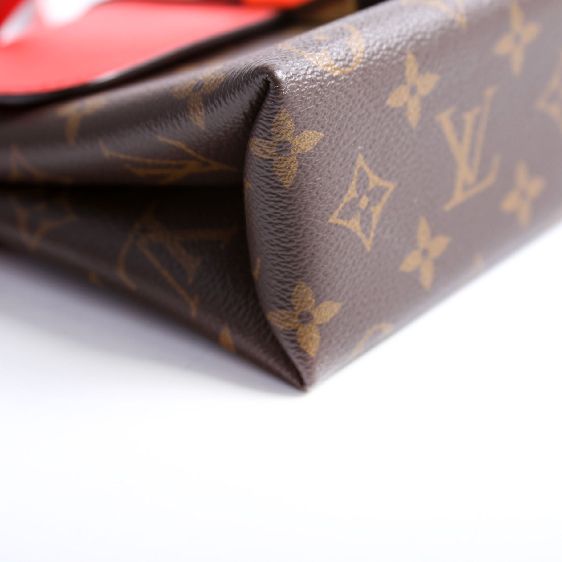 Locky BB Monogram Red