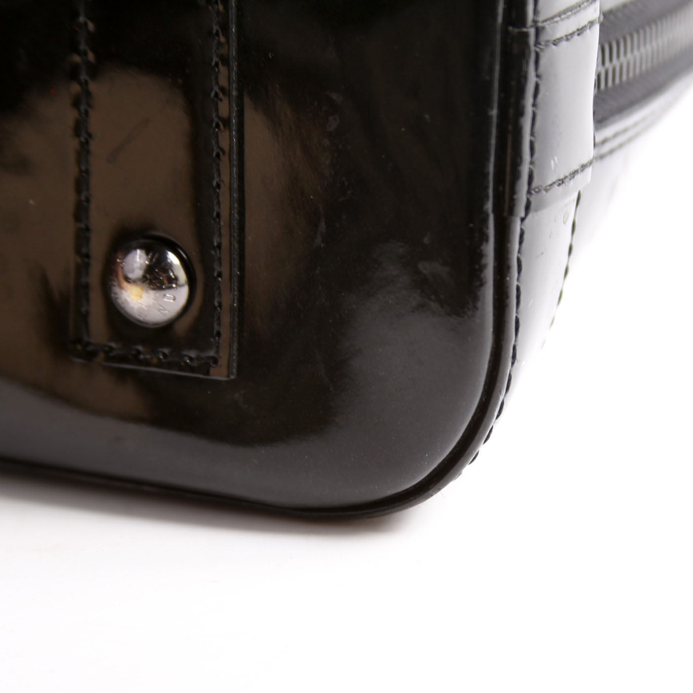 Alma BB Vernis Black