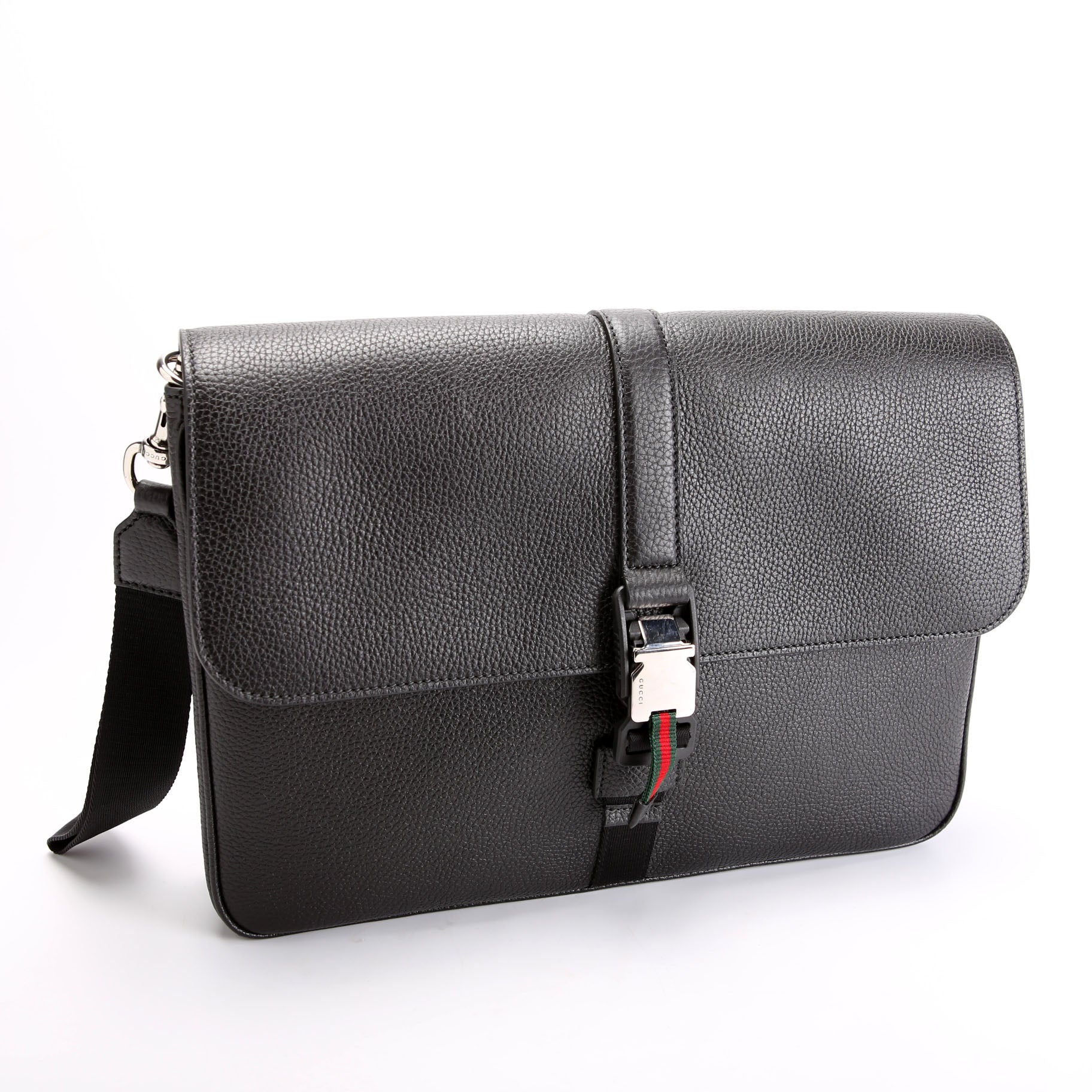 816755 Medium Business Case Black