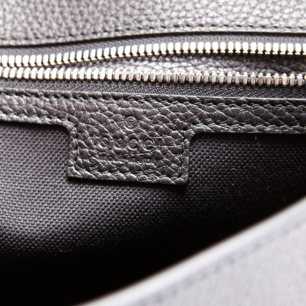 816755 Medium Business Case Black