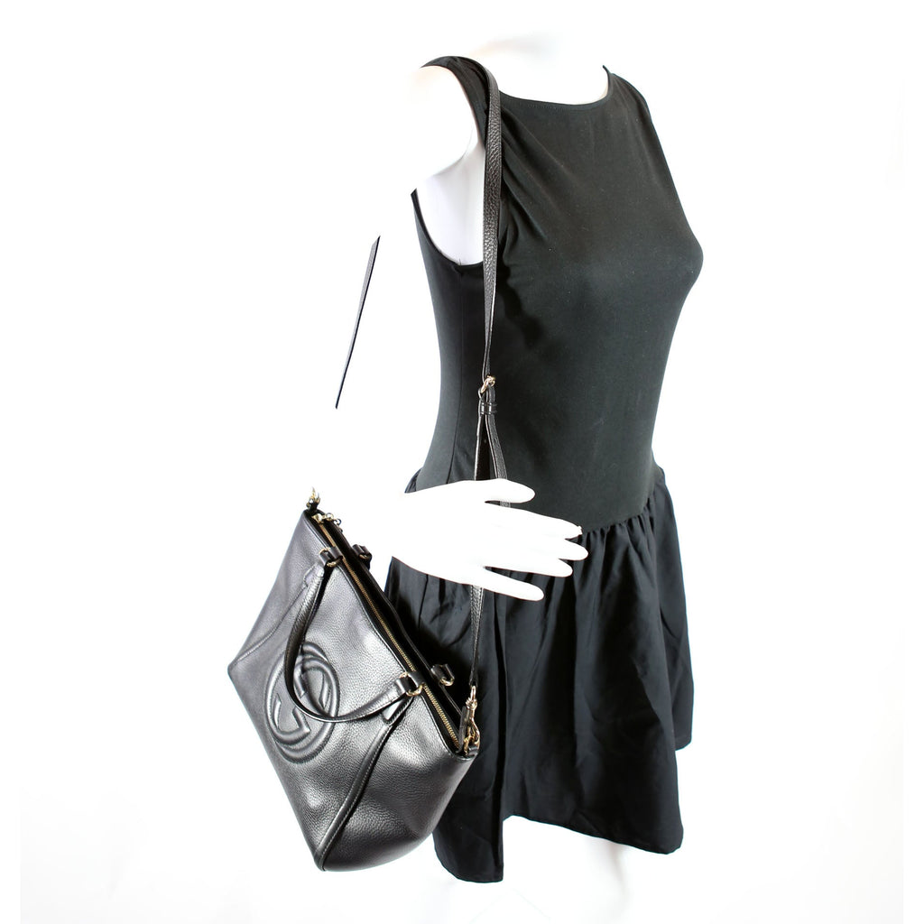 369176 Soho Crossbody Black