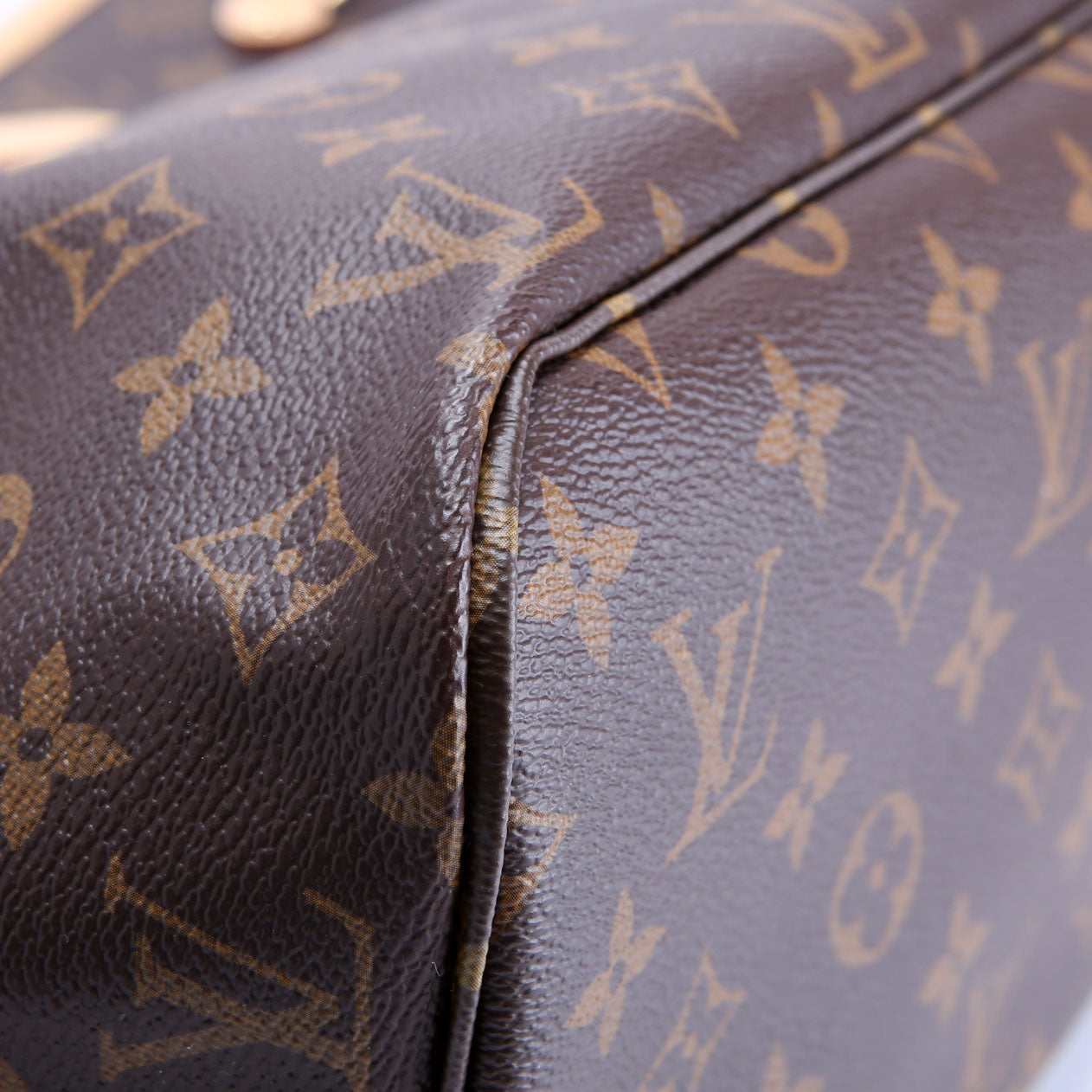 Neverfull MM Monogram Red