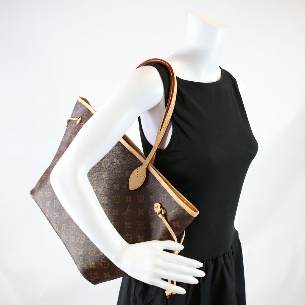 Neverfull MM Monogram Red