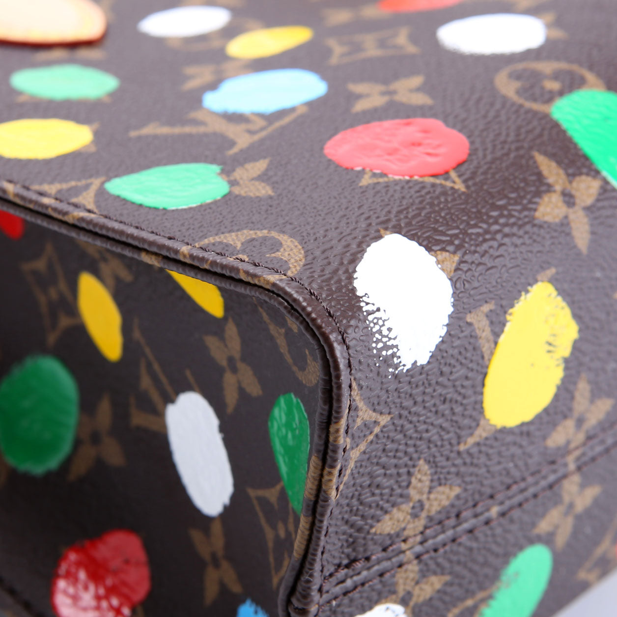 ONTHEGO PM Kusama Painted Dots