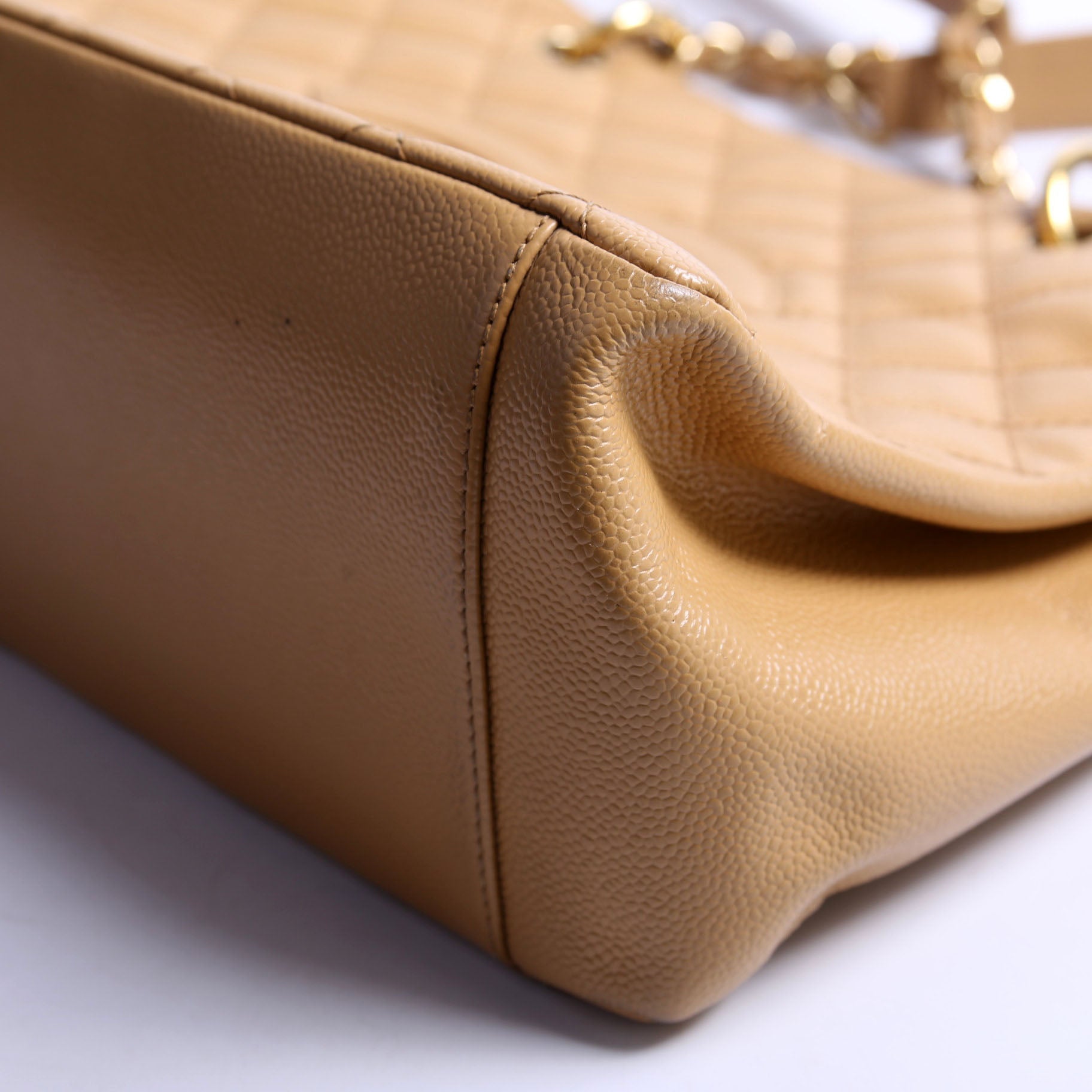 Grand Shopping Tote Caviar Tan
