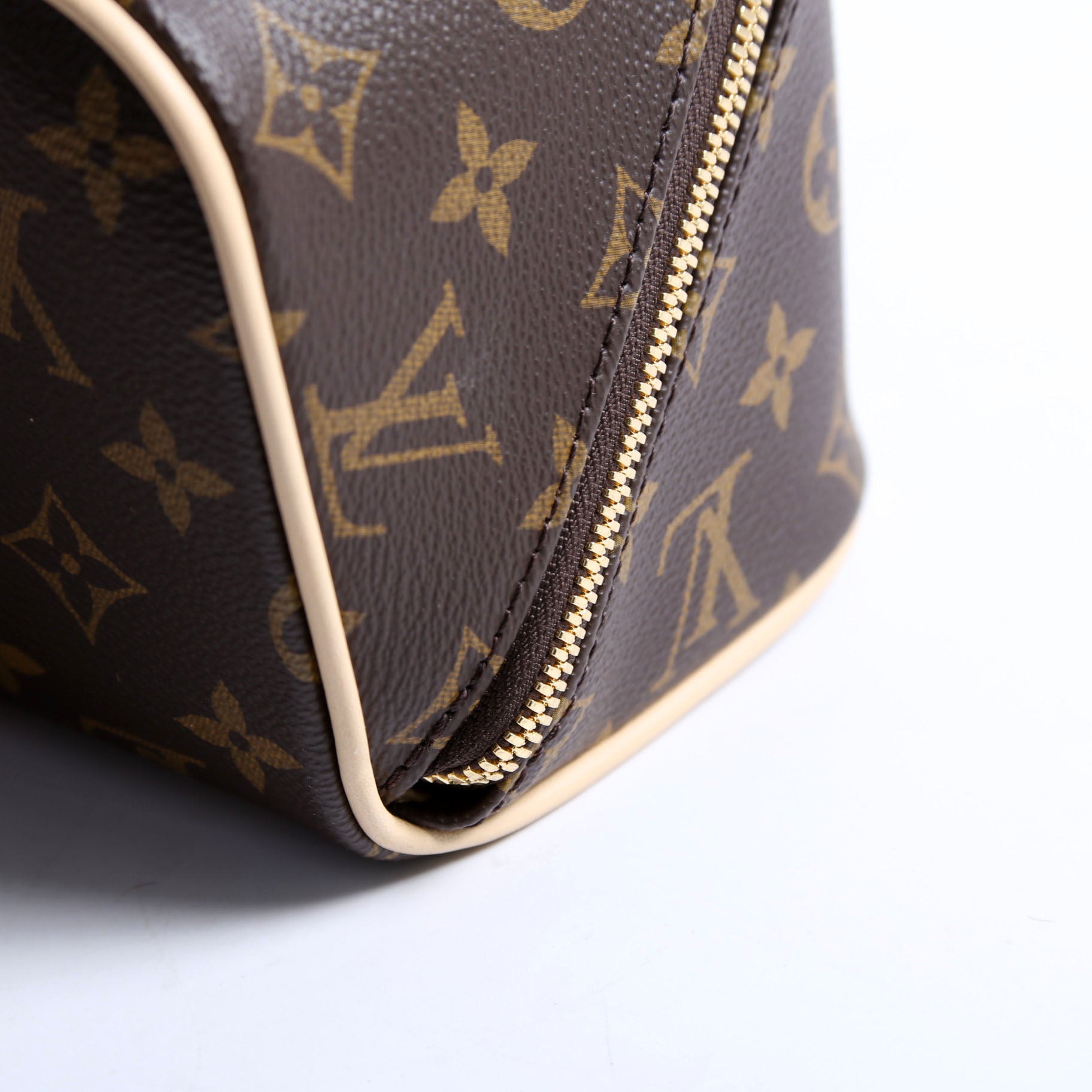 Toiletry Bag Monogram