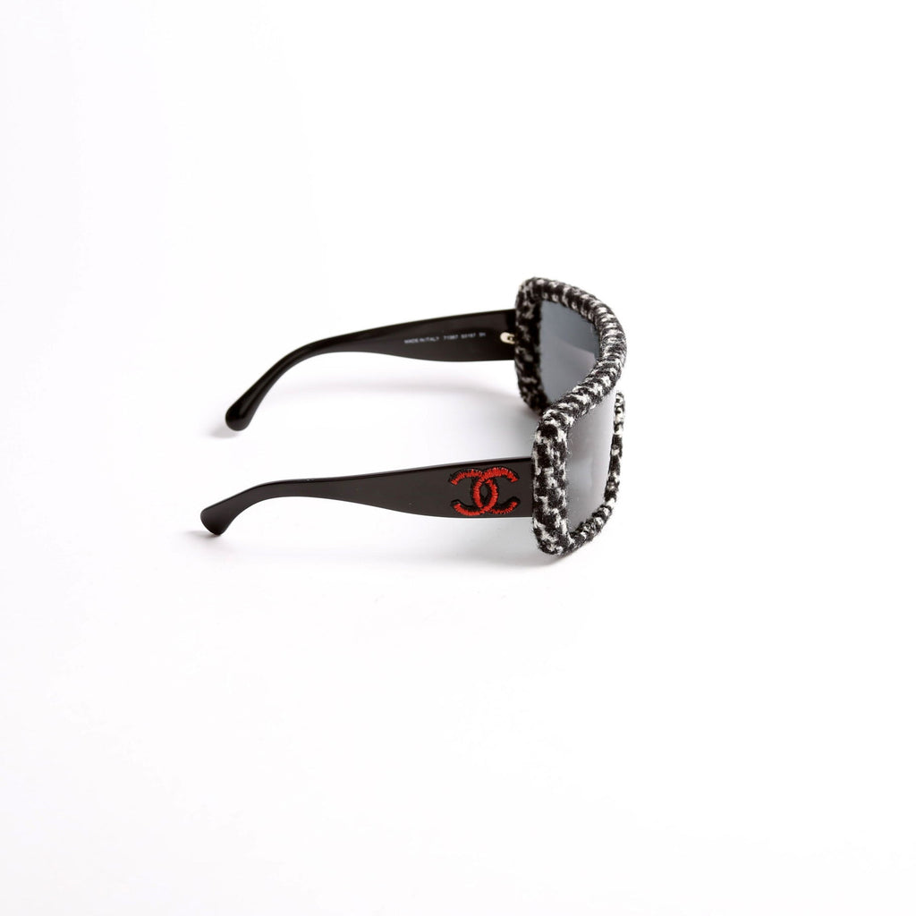 71367 Shield Acetate Tweed