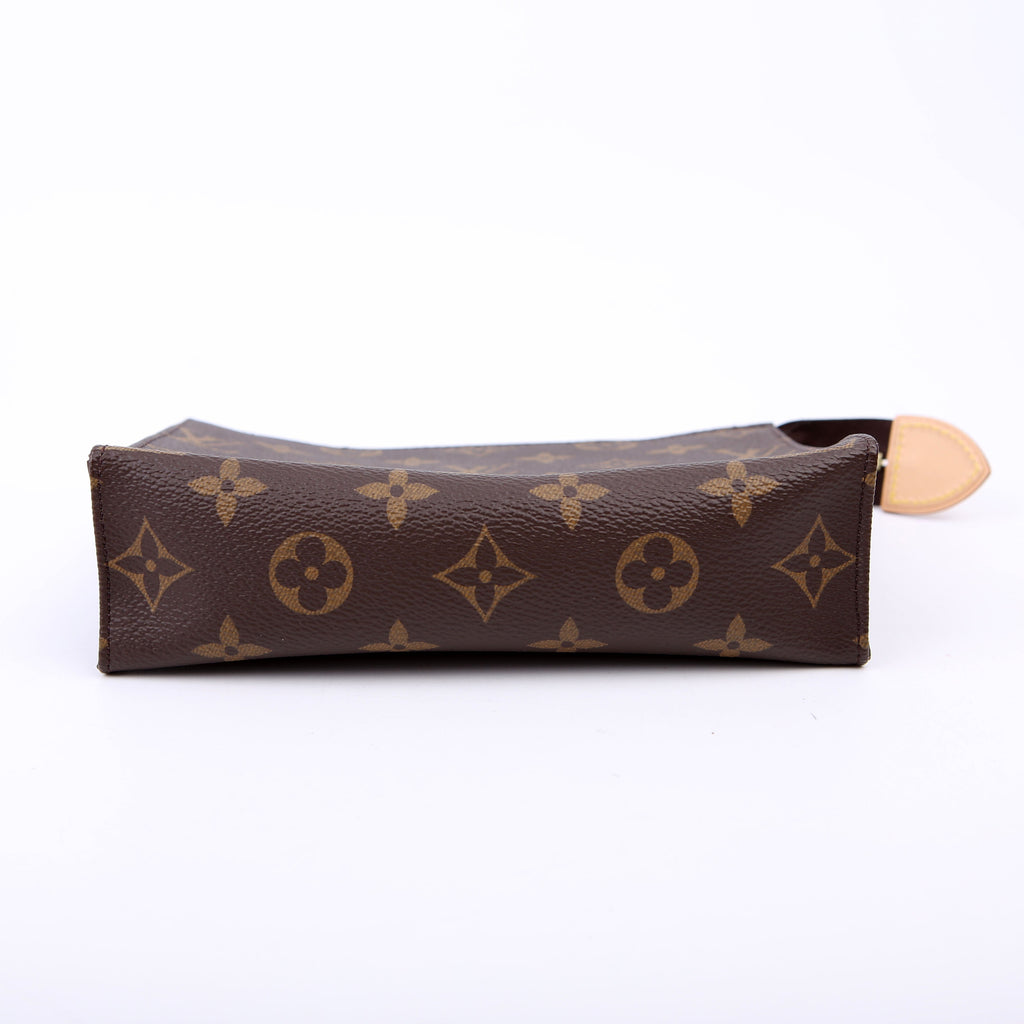Toiletry Pouch 19 Monogram Newer
