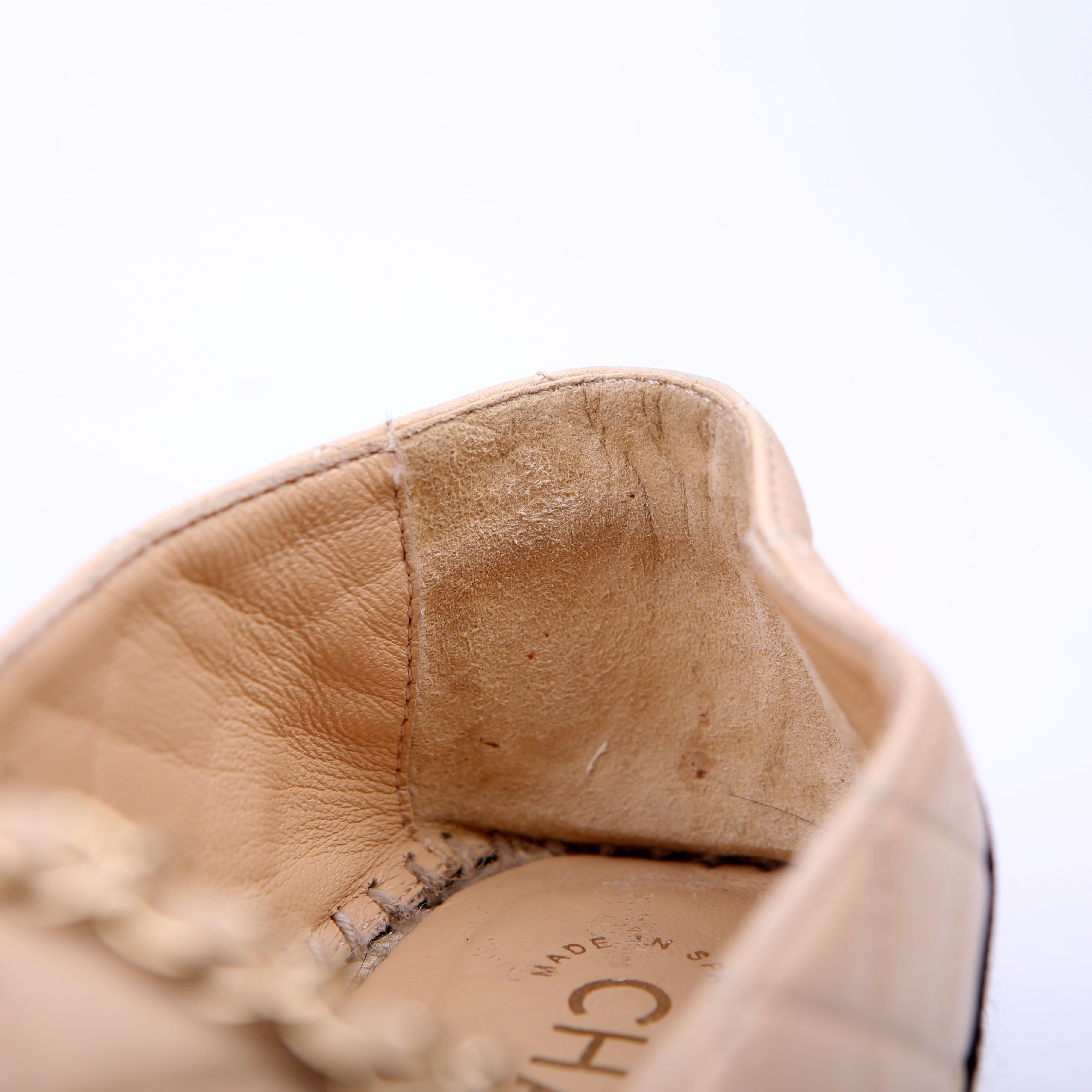 Cap Toe Quilted Espadrilles Size 38 Tan