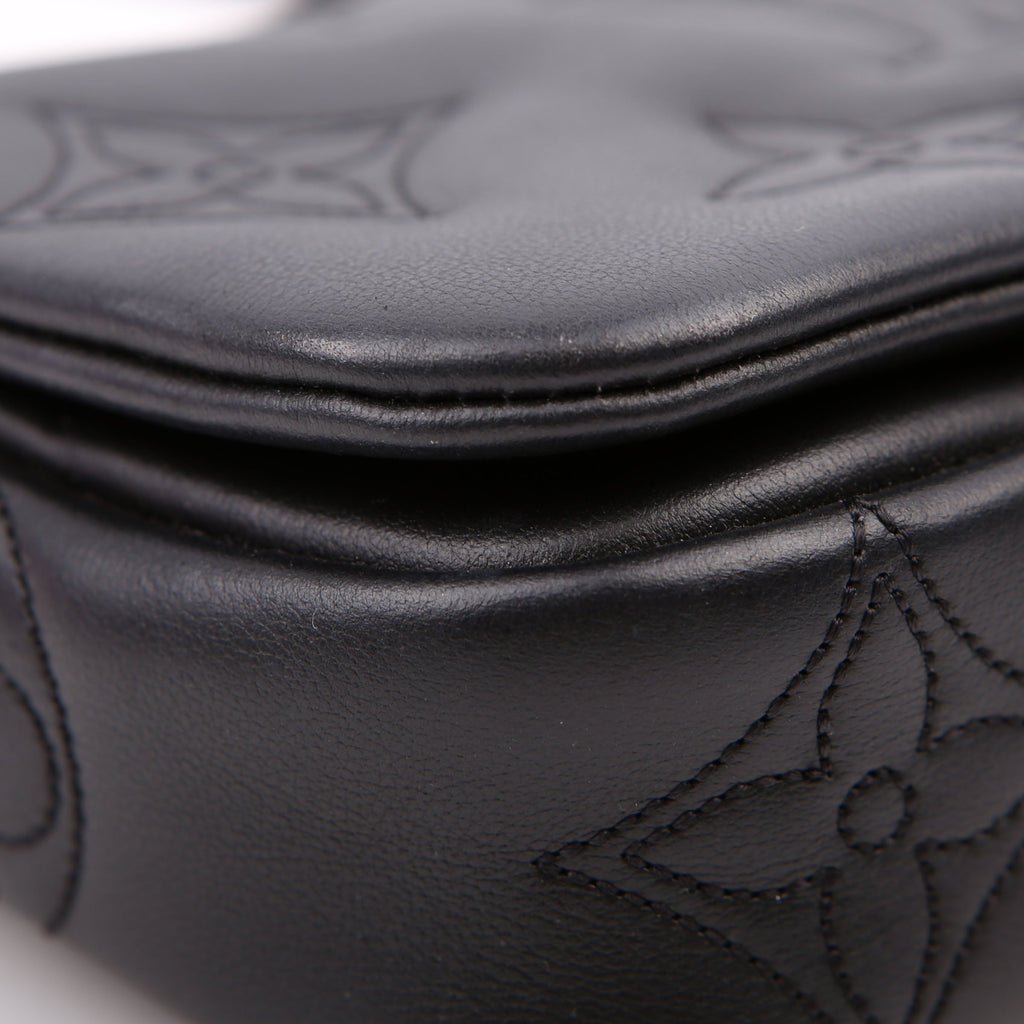 Wallet On Strap Bubblegram Black