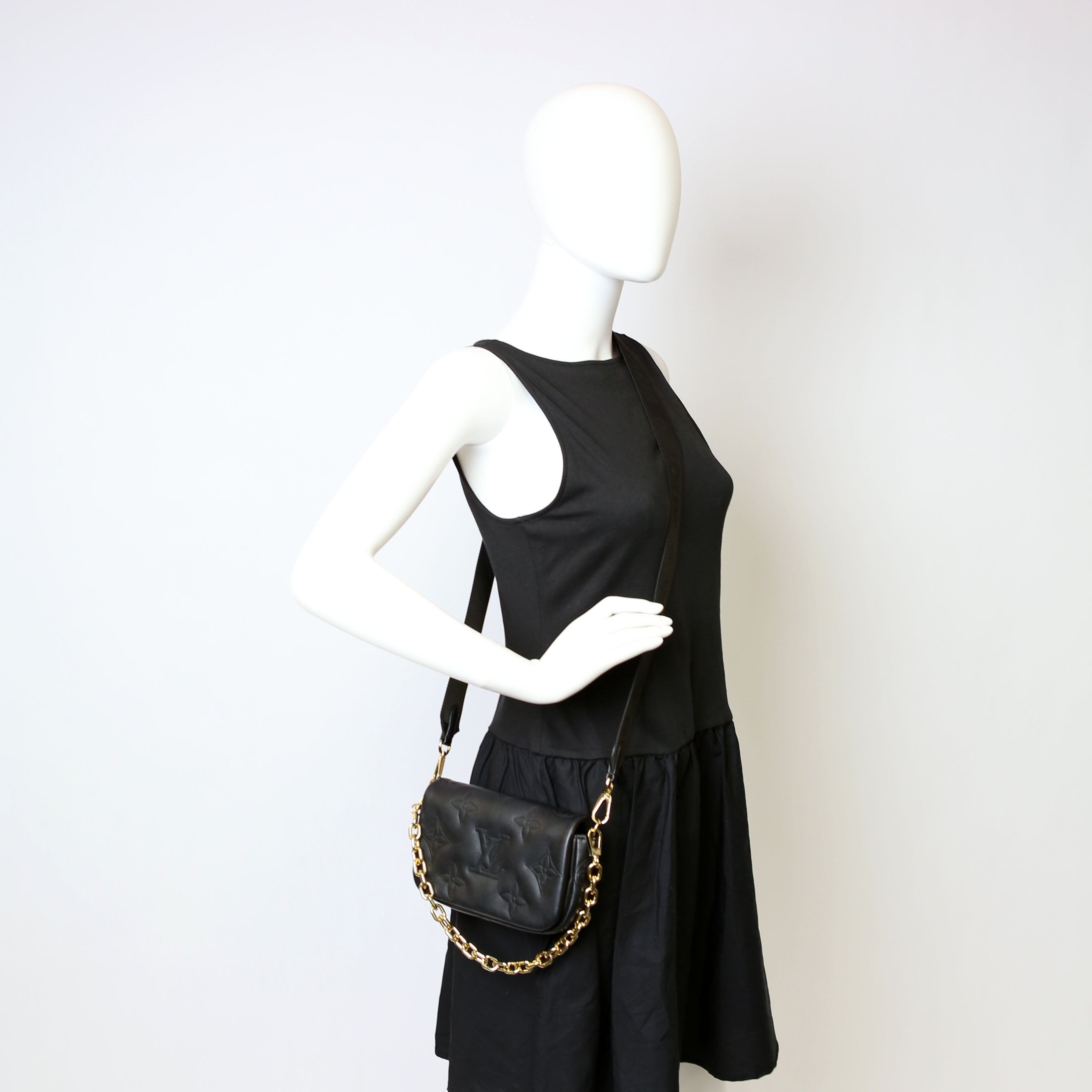 Wallet On Strap Bubblegram Black