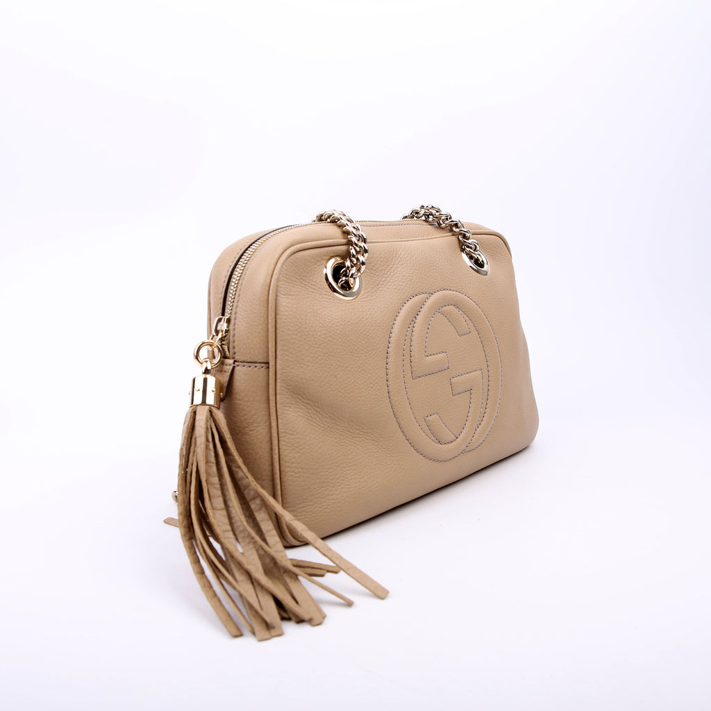 308983 Soho Chain Shoulder Bag Taupe