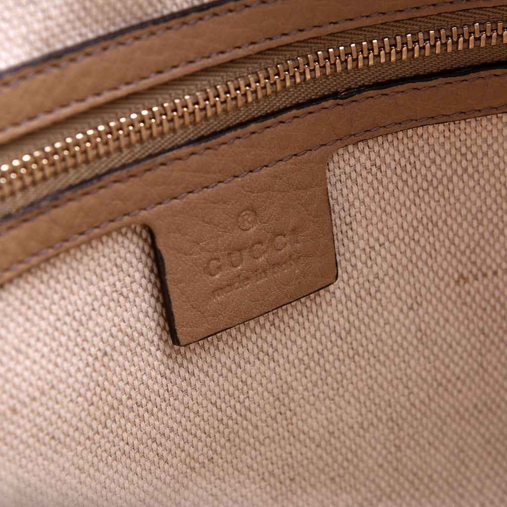 308983 Soho Chain Shoulder Bag Taupe