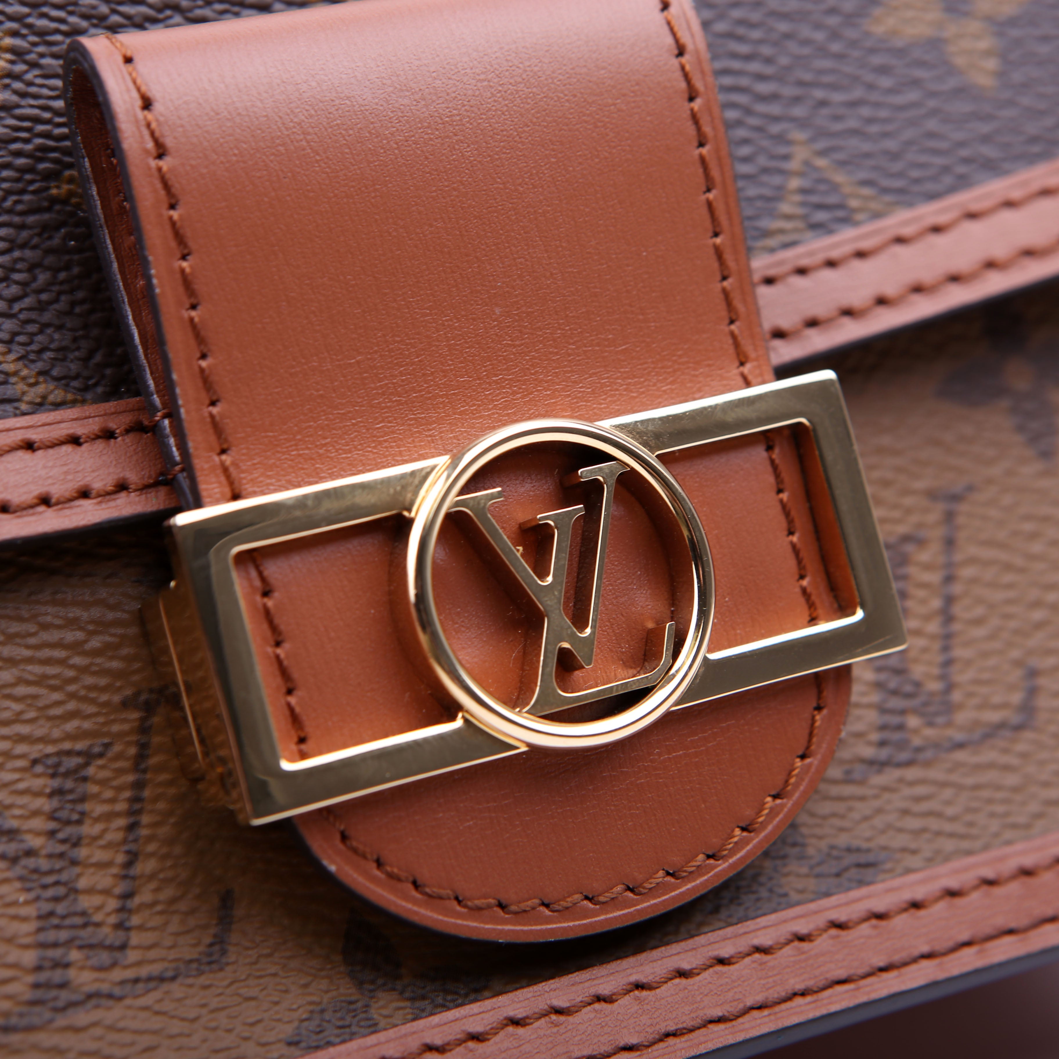 Dauphine Chain Wallet Reverse Monogram