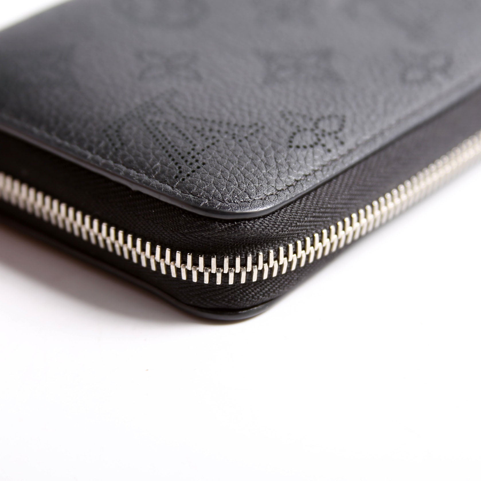 Zippy Wallet Mahina Black