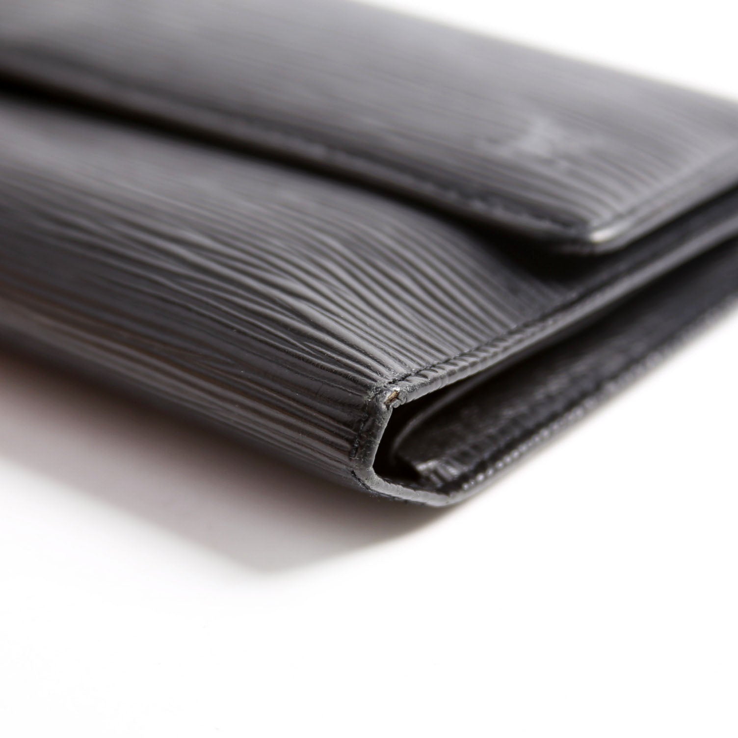 Porte Tresor International Wallet Epi Black