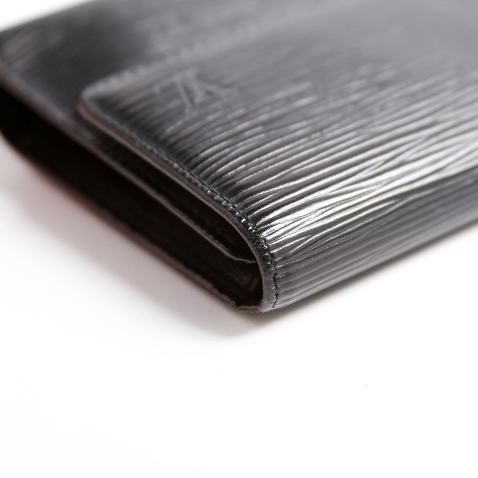 Porte Tresor International Wallet Epi Black