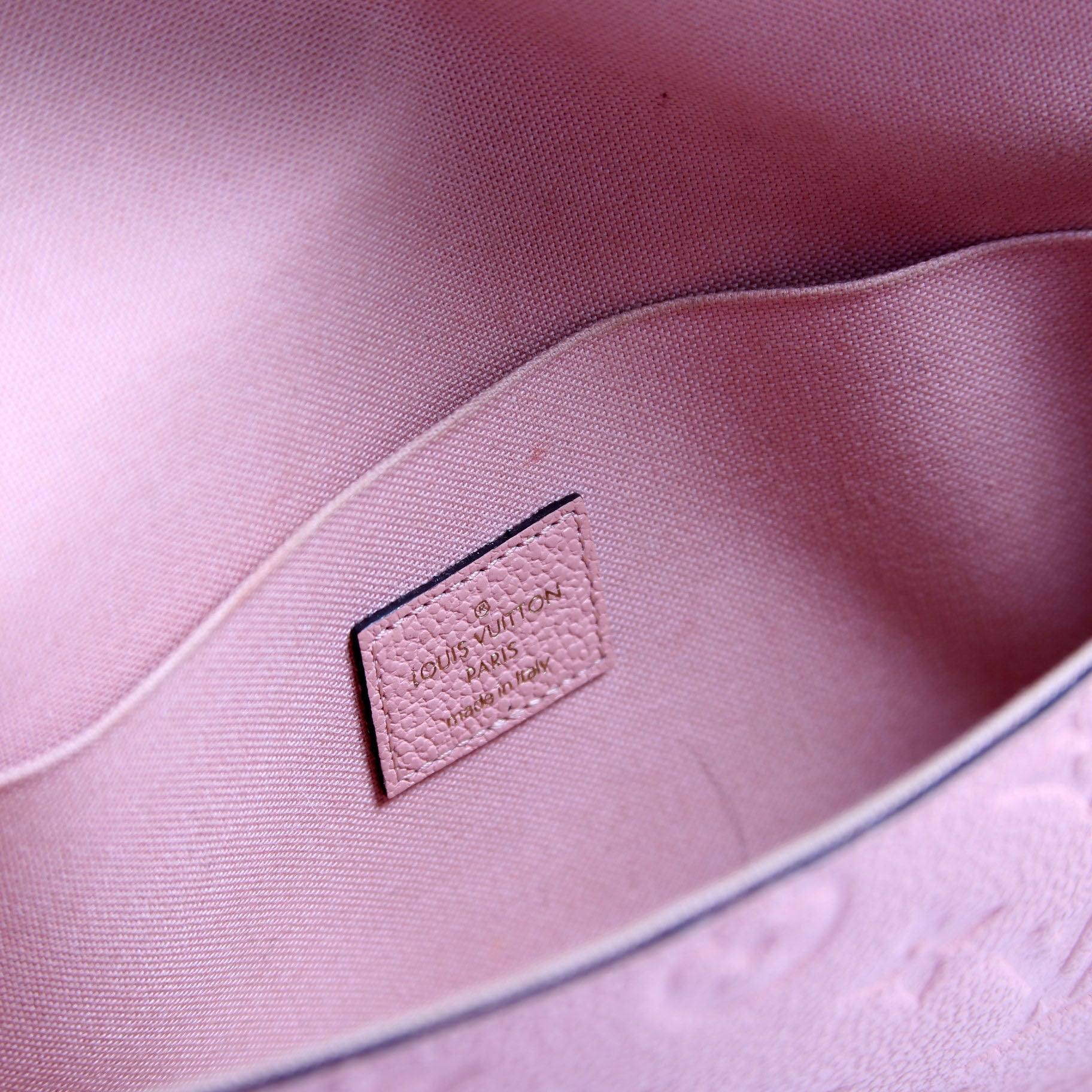 Pochette Felicie Empreinte Pink