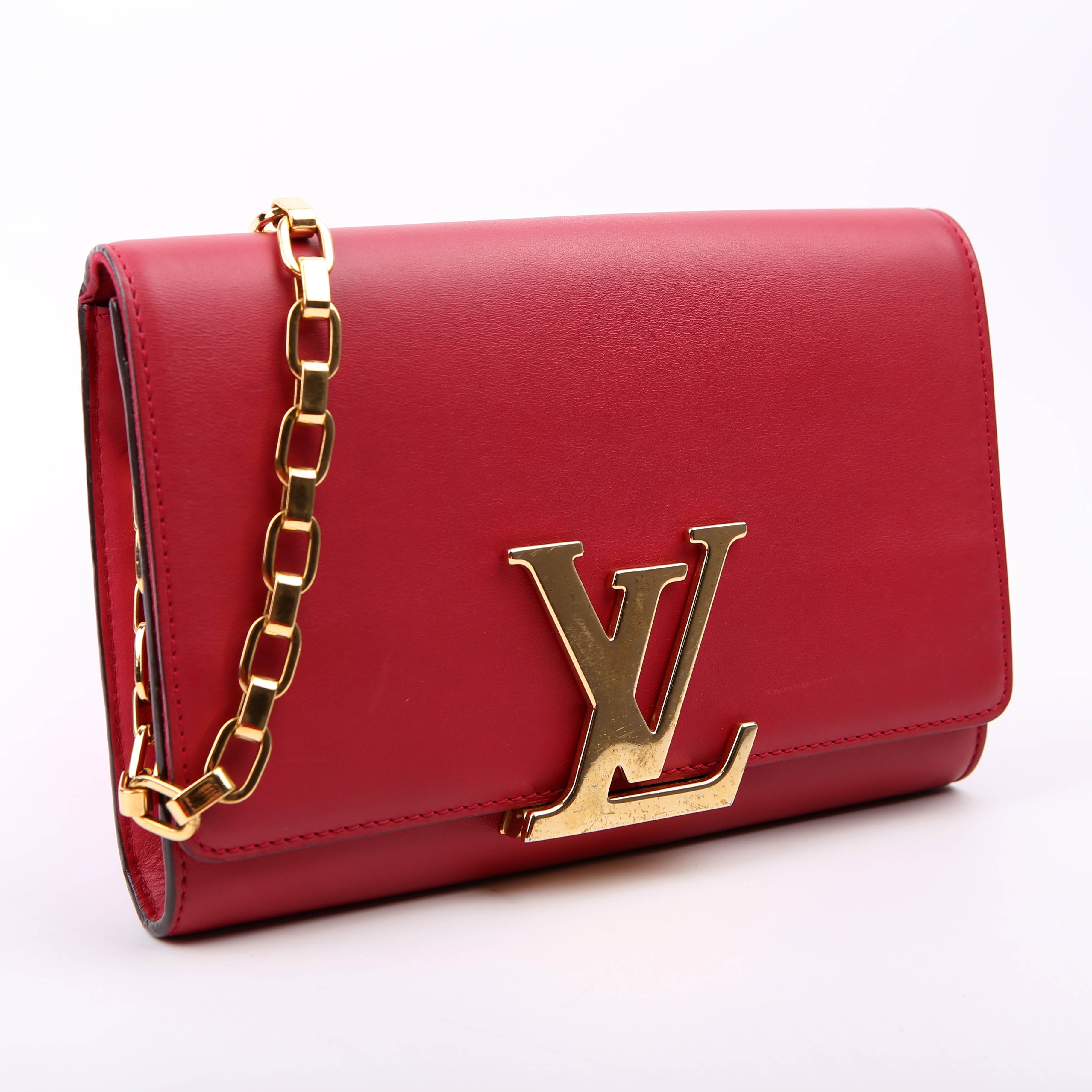 Louise MM Chain Bag Calfskin Red