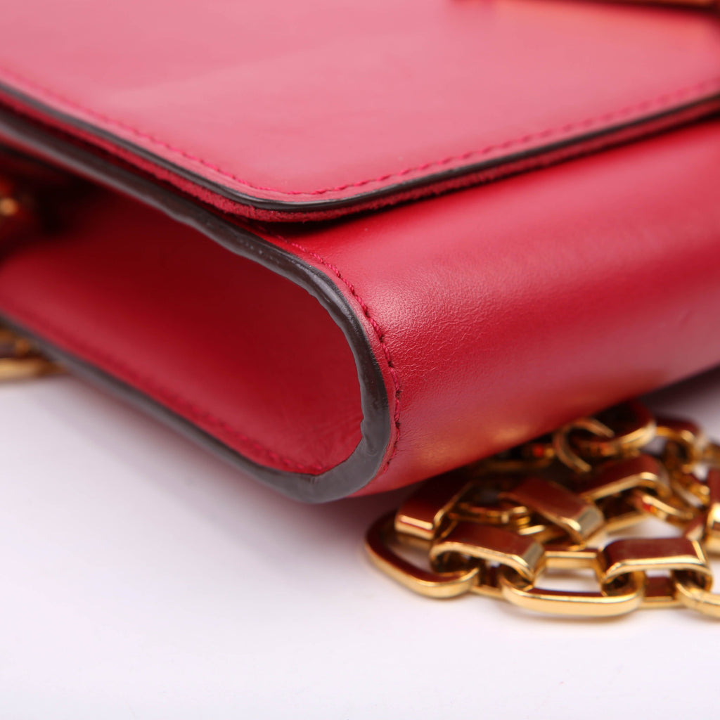 Louise MM Chain Bag Calfskin Red